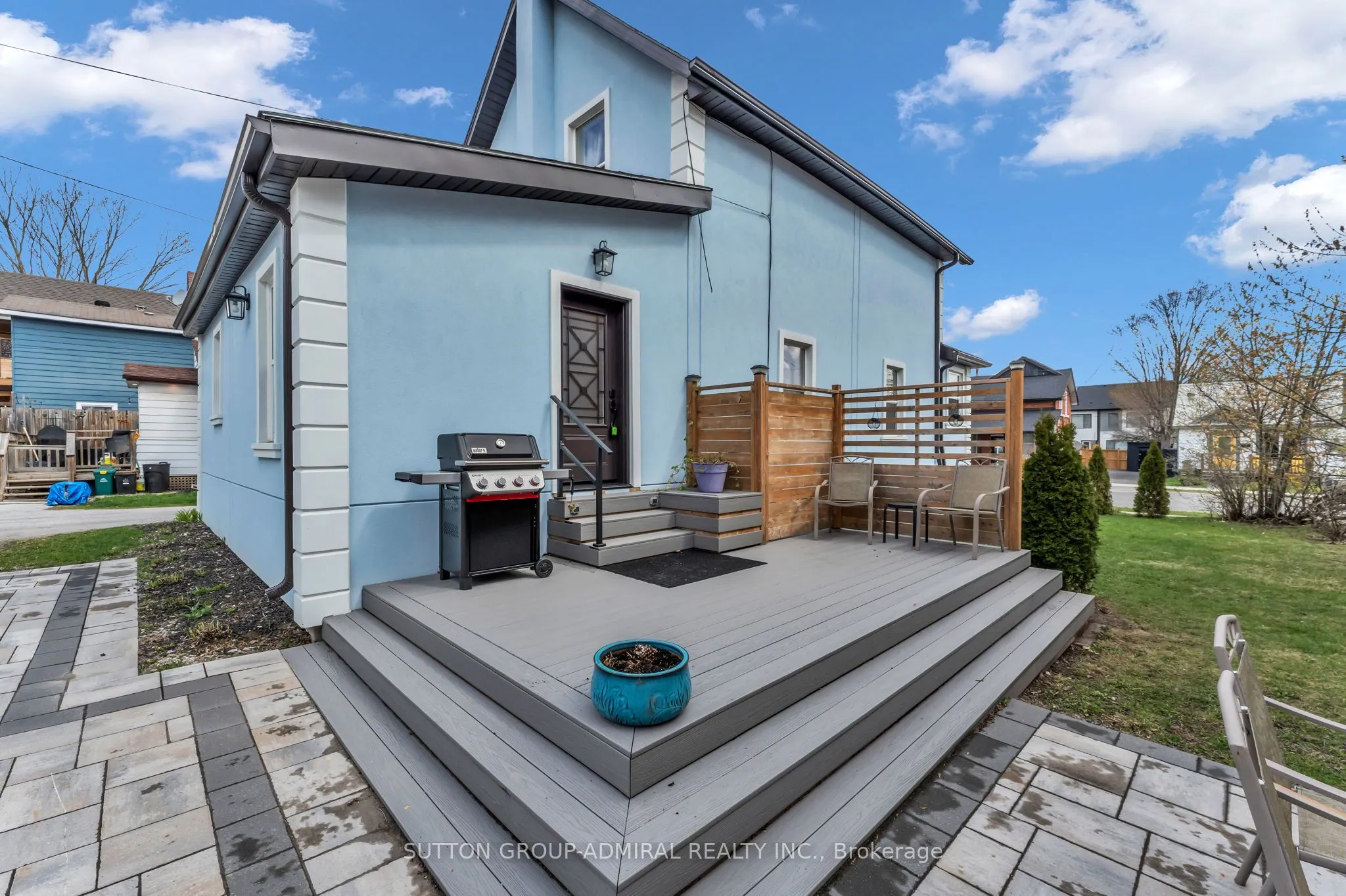97 Laclie Street