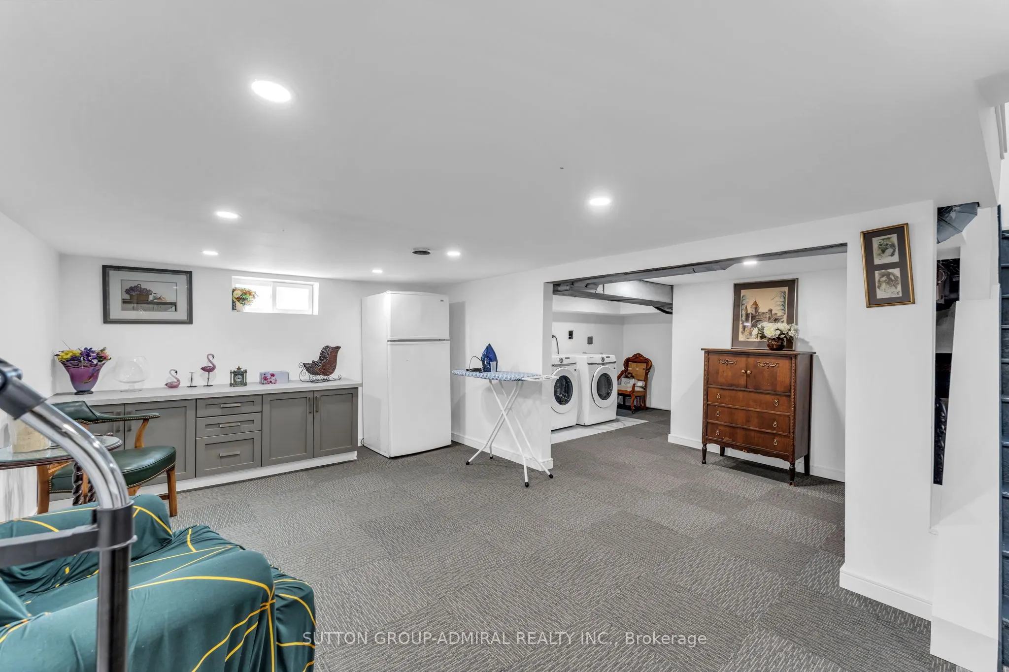 97 Laclie Street