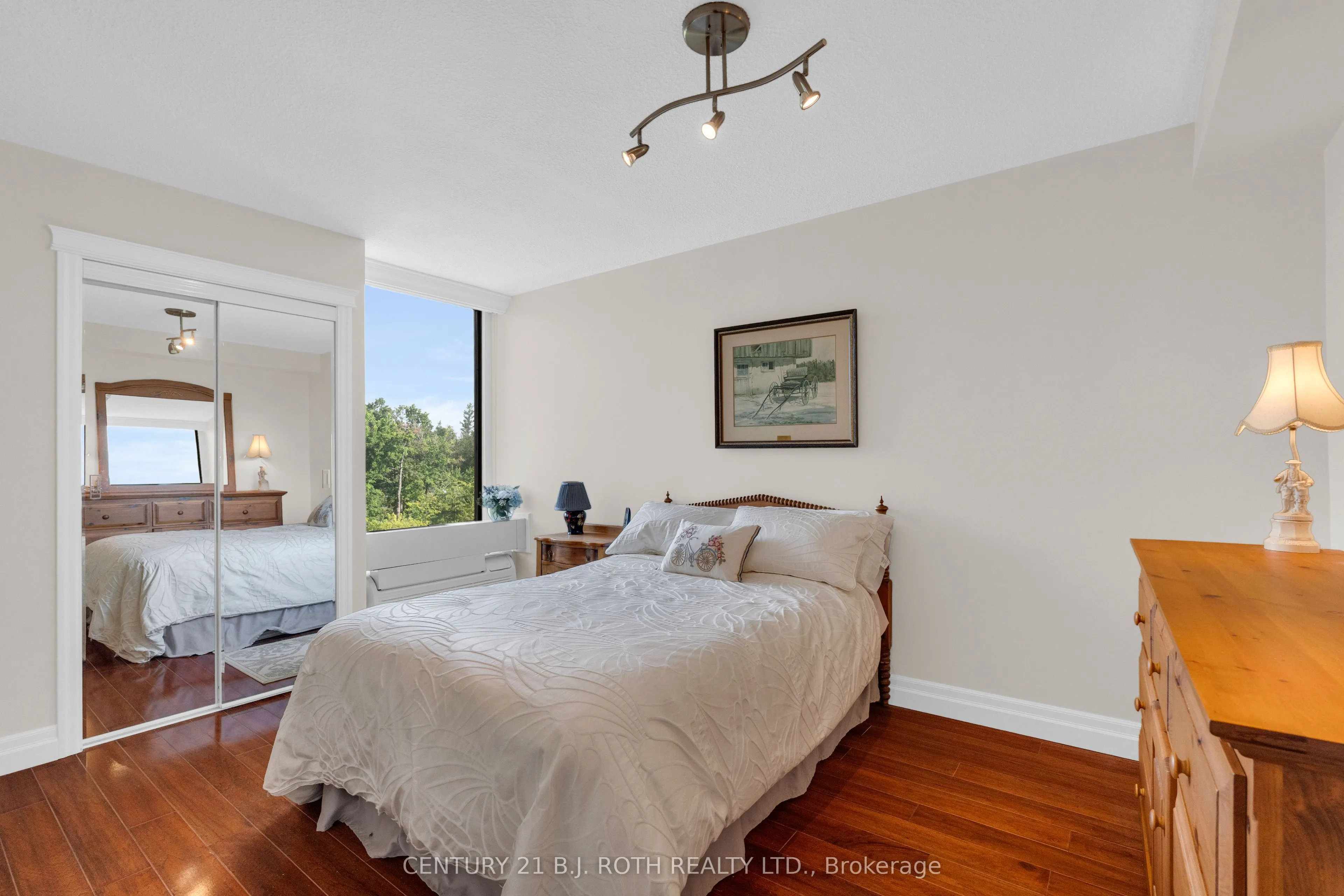 181 Collier Street #1401