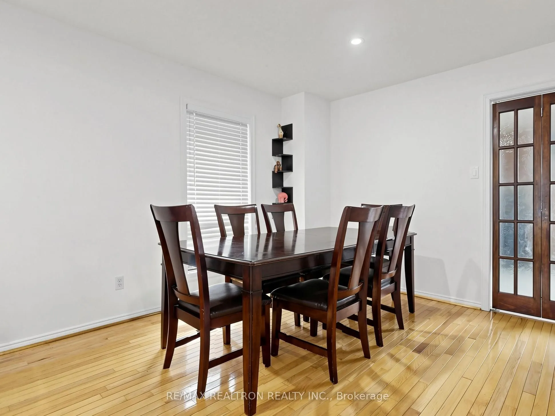 101 Chieftain Crescent