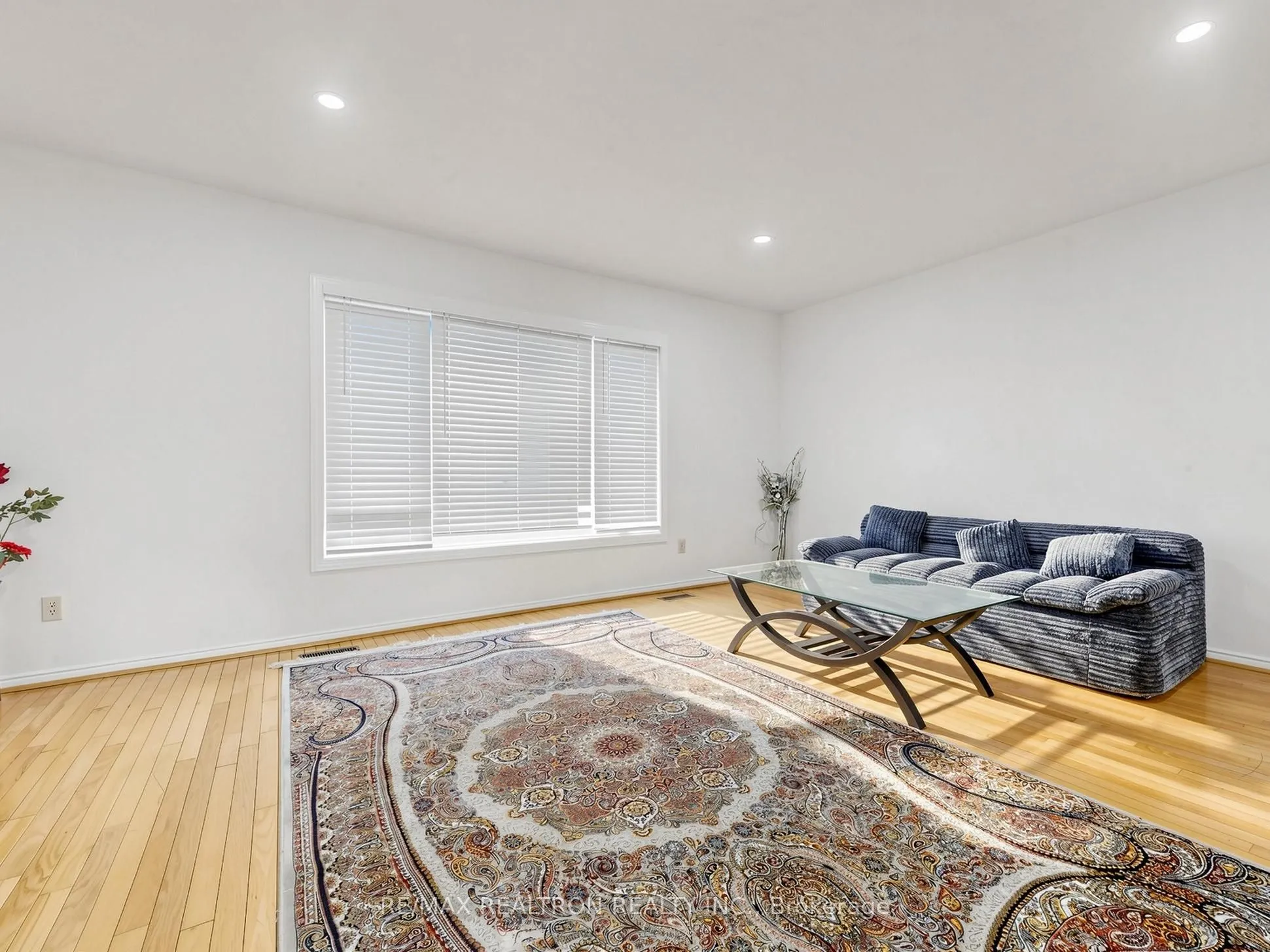 101 Chieftain Crescent