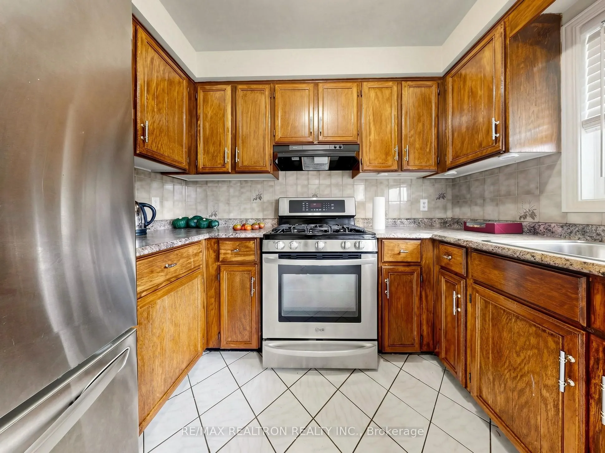 101 Chieftain Crescent
