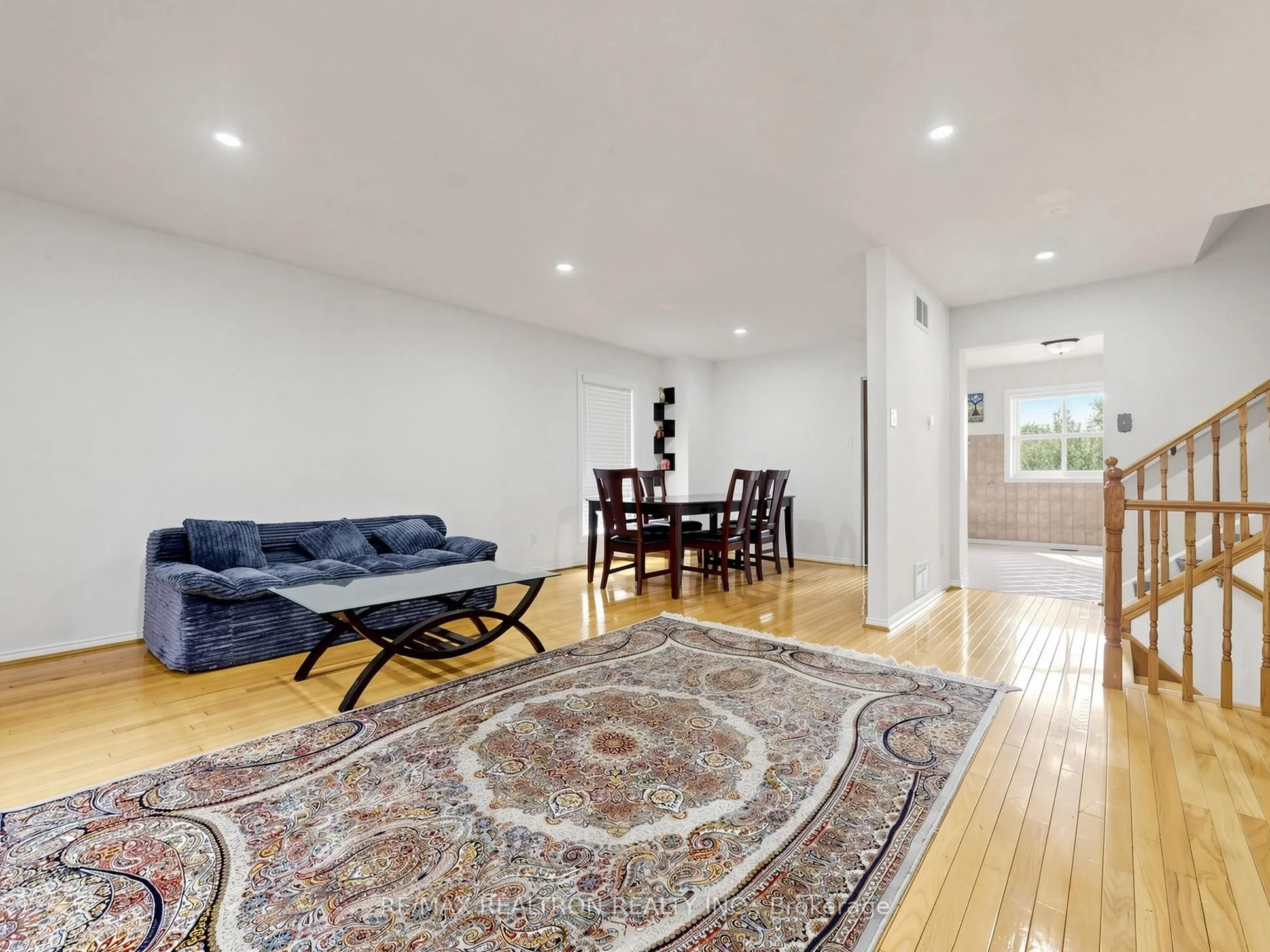 101 Chieftain Crescent