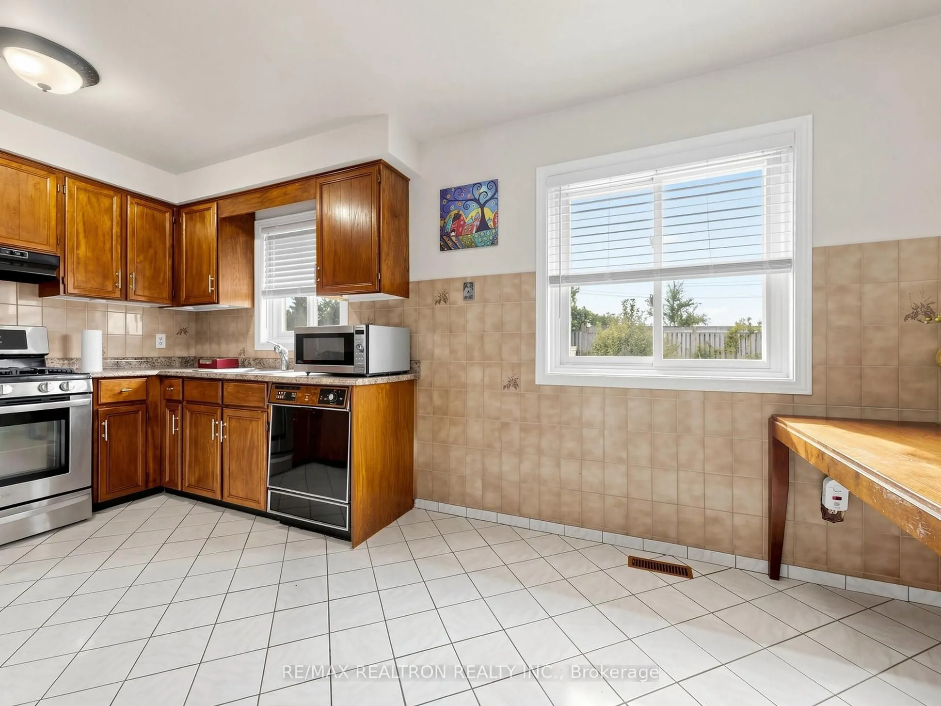 101 Chieftain Crescent