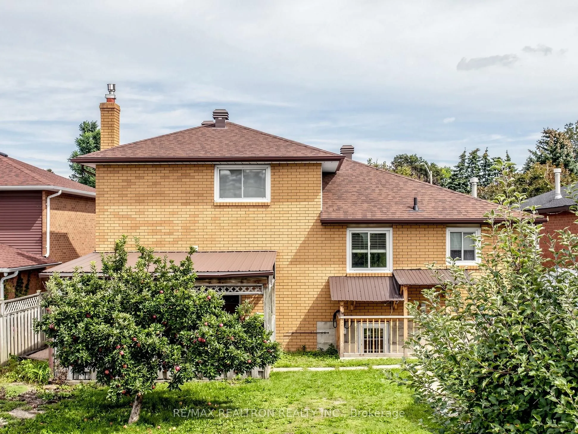101 Chieftain Crescent