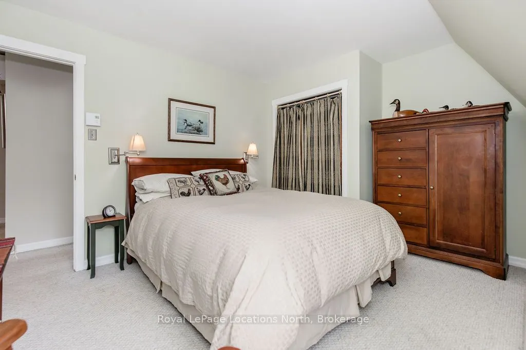 112 Escarpment Crescent #12