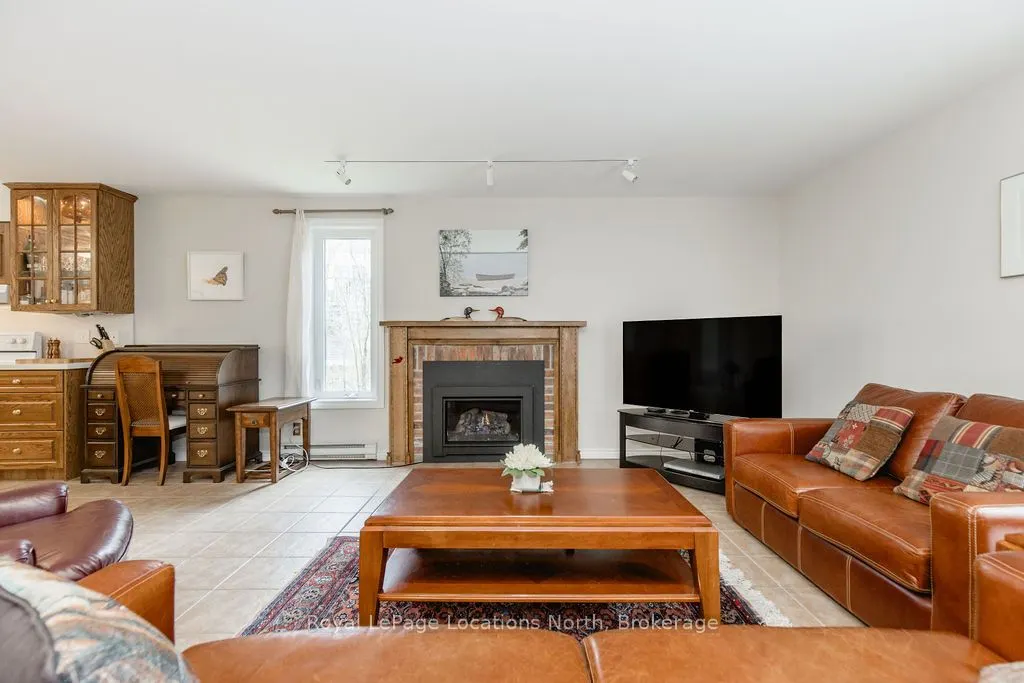112 Escarpment Crescent #12