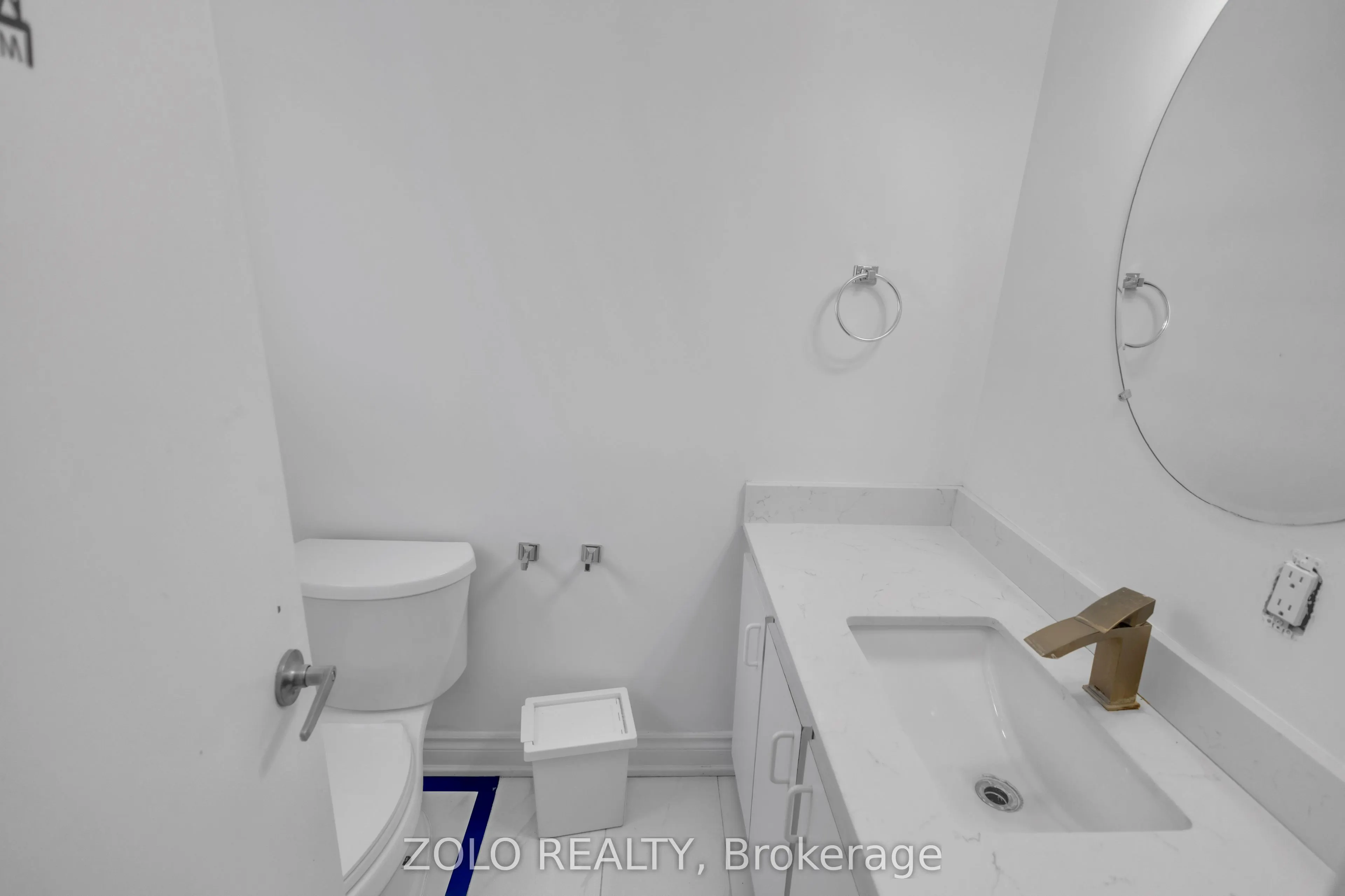 43 Davies Crescent