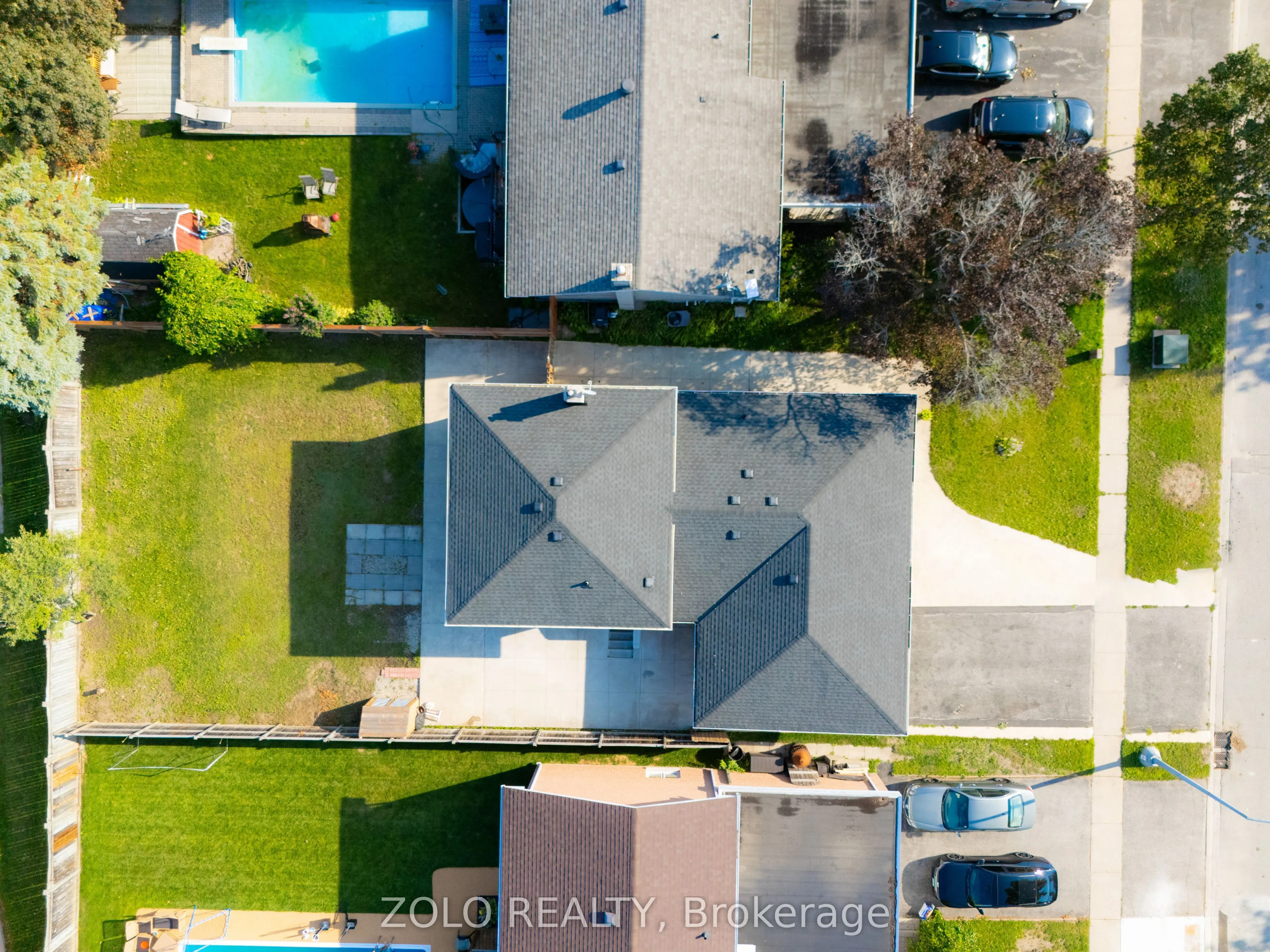 43 Davies Crescent