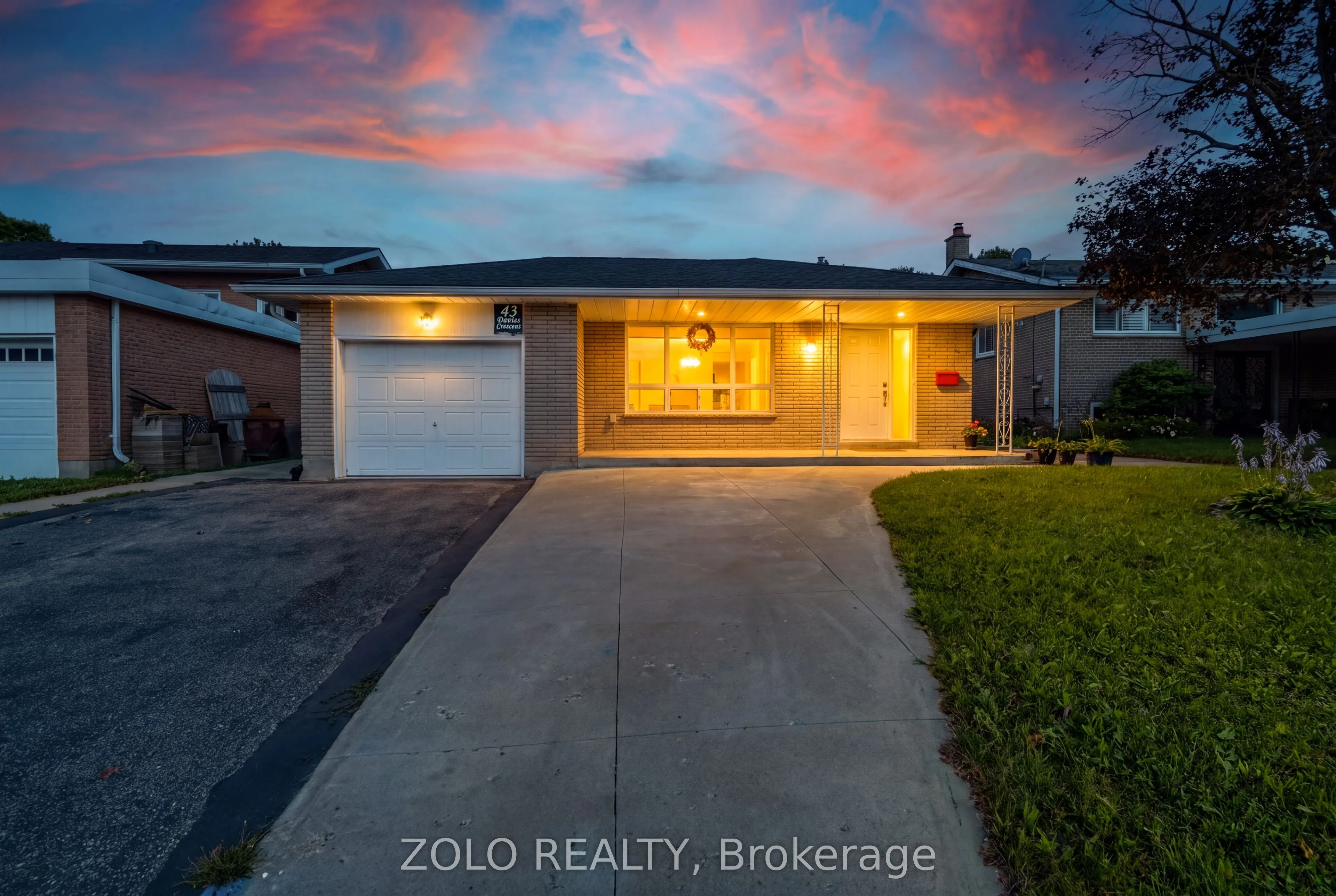 43 Davies Crescent