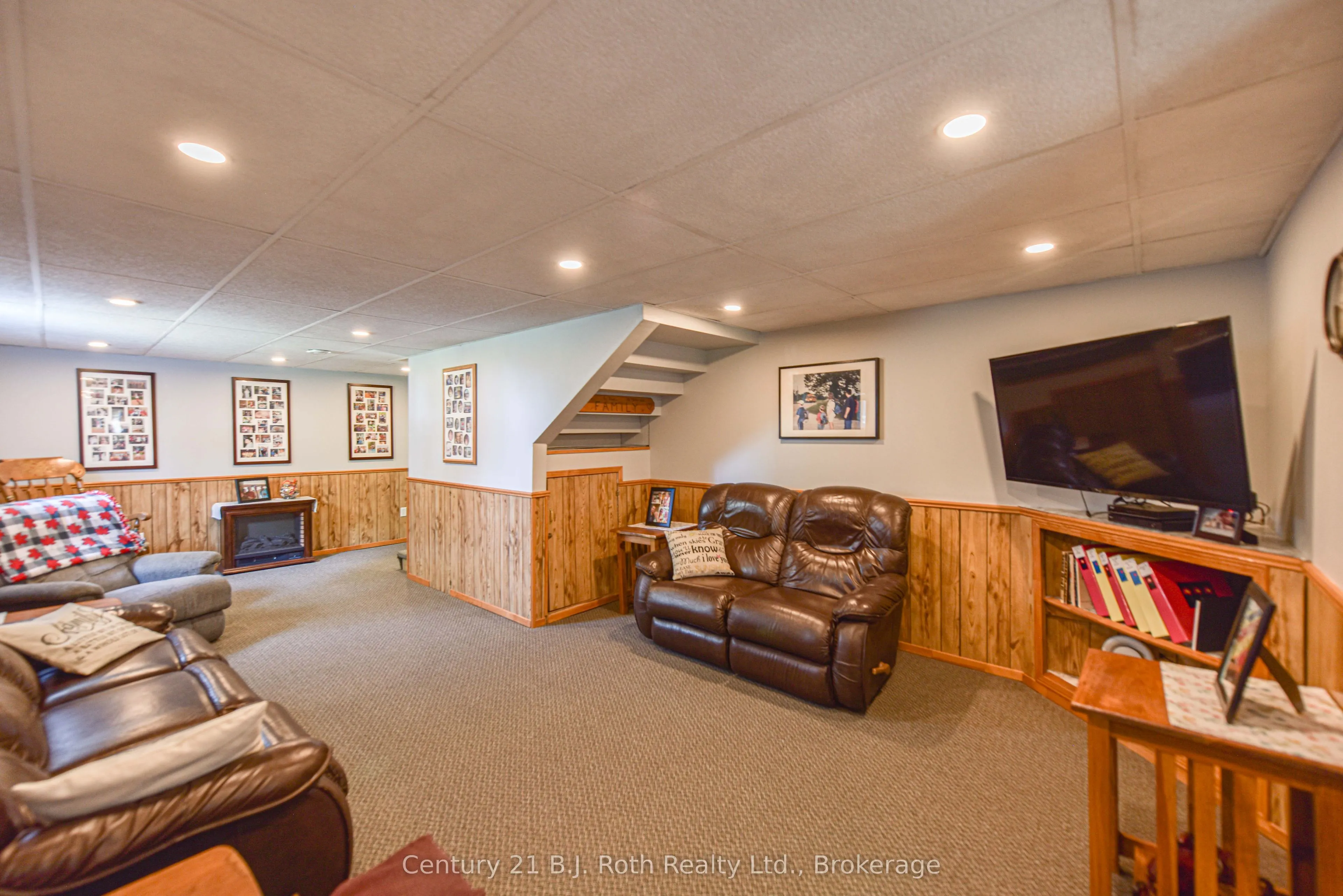 1579 Wainman Line