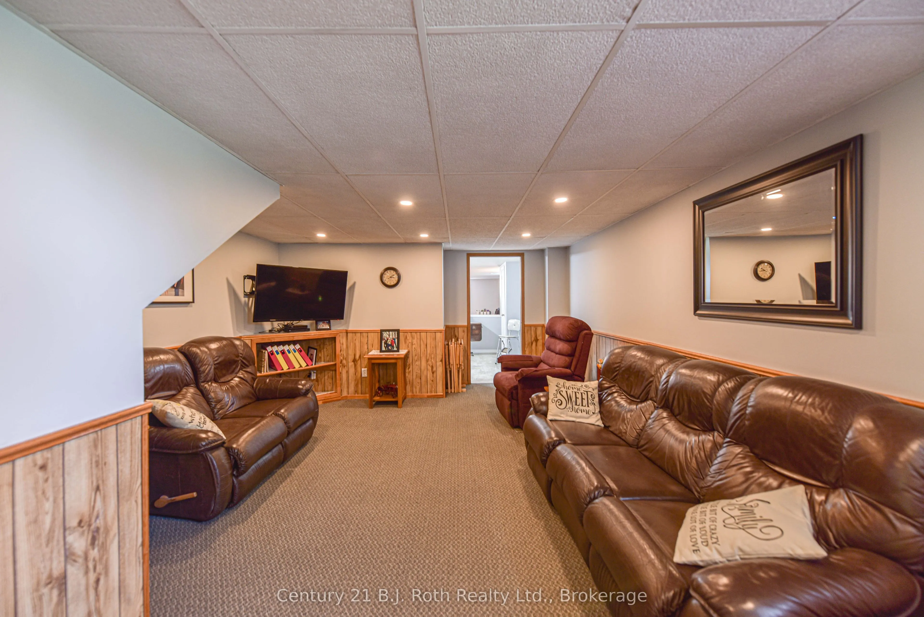 1579 Wainman Line