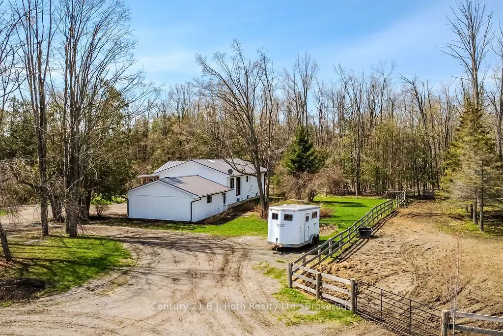 465 Ridge Road E