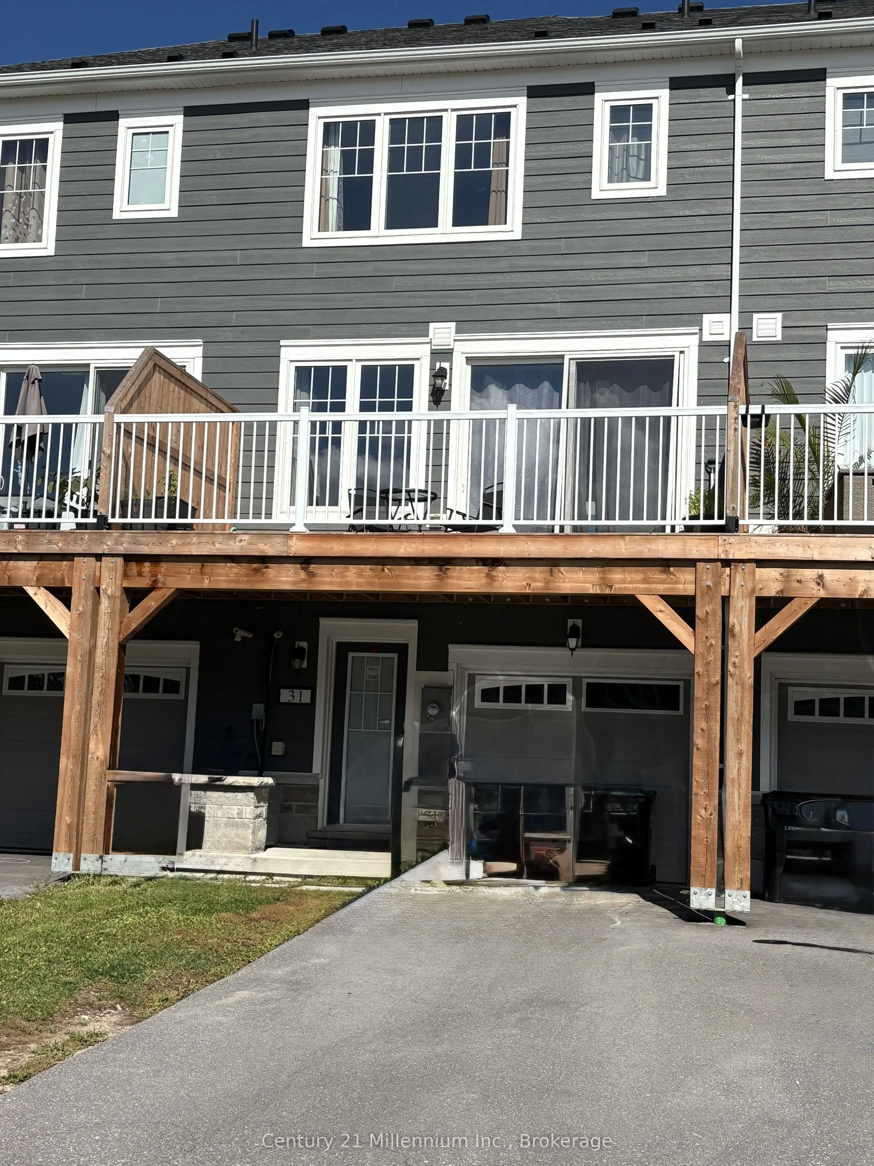 31 Surf Drive