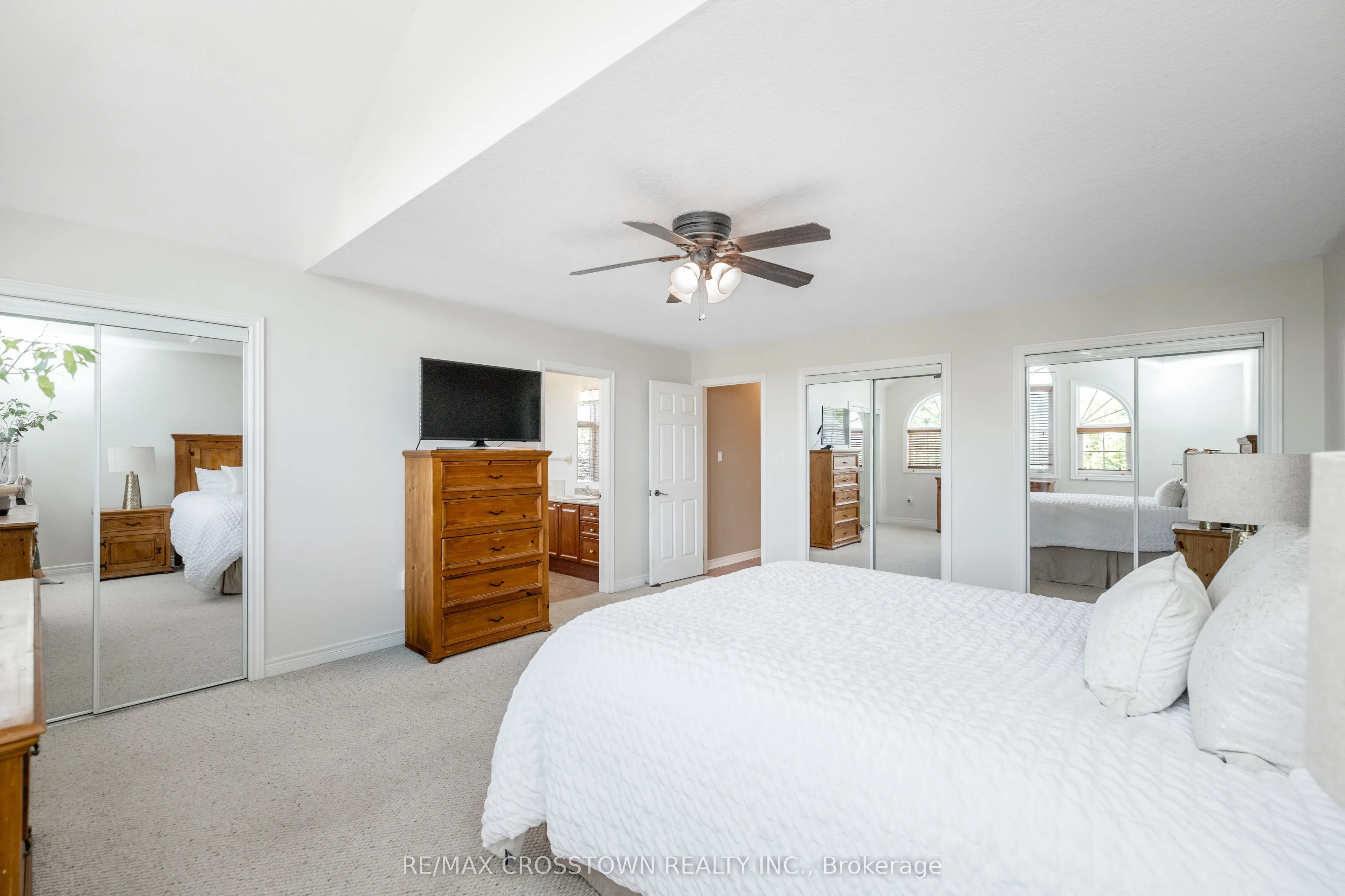 89 Sovereign's Gate
