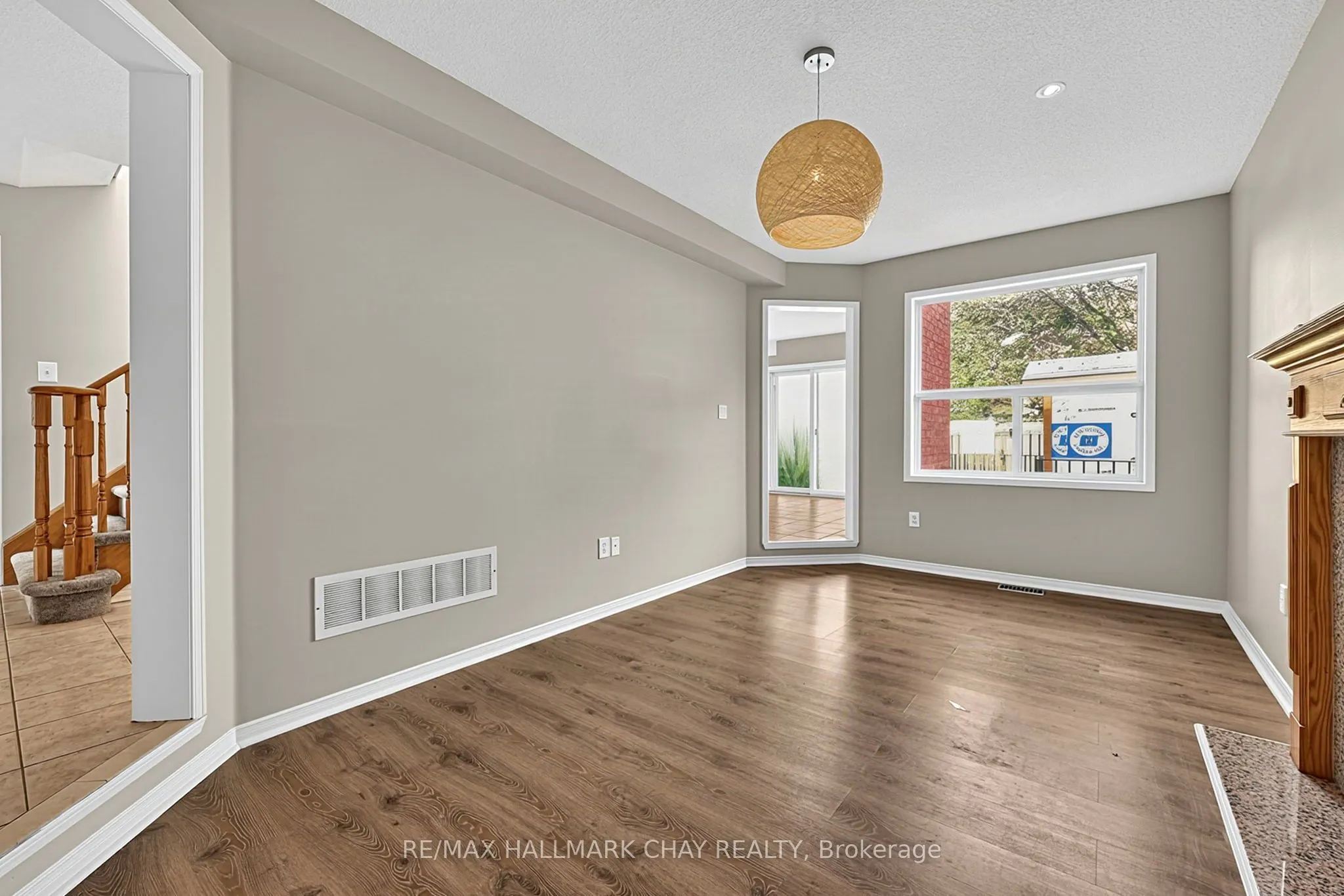 50 Loon Avenue