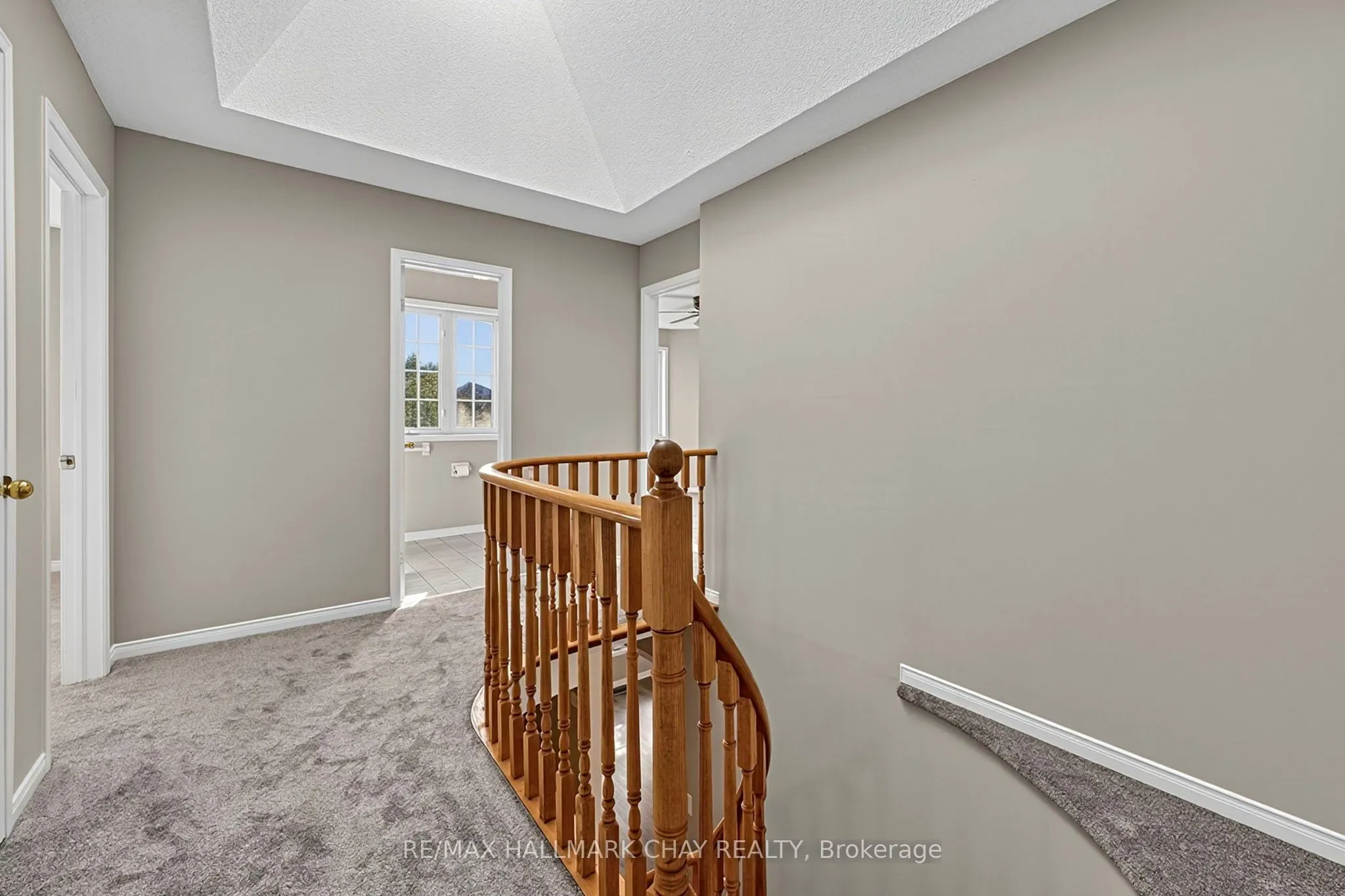 50 Loon Avenue