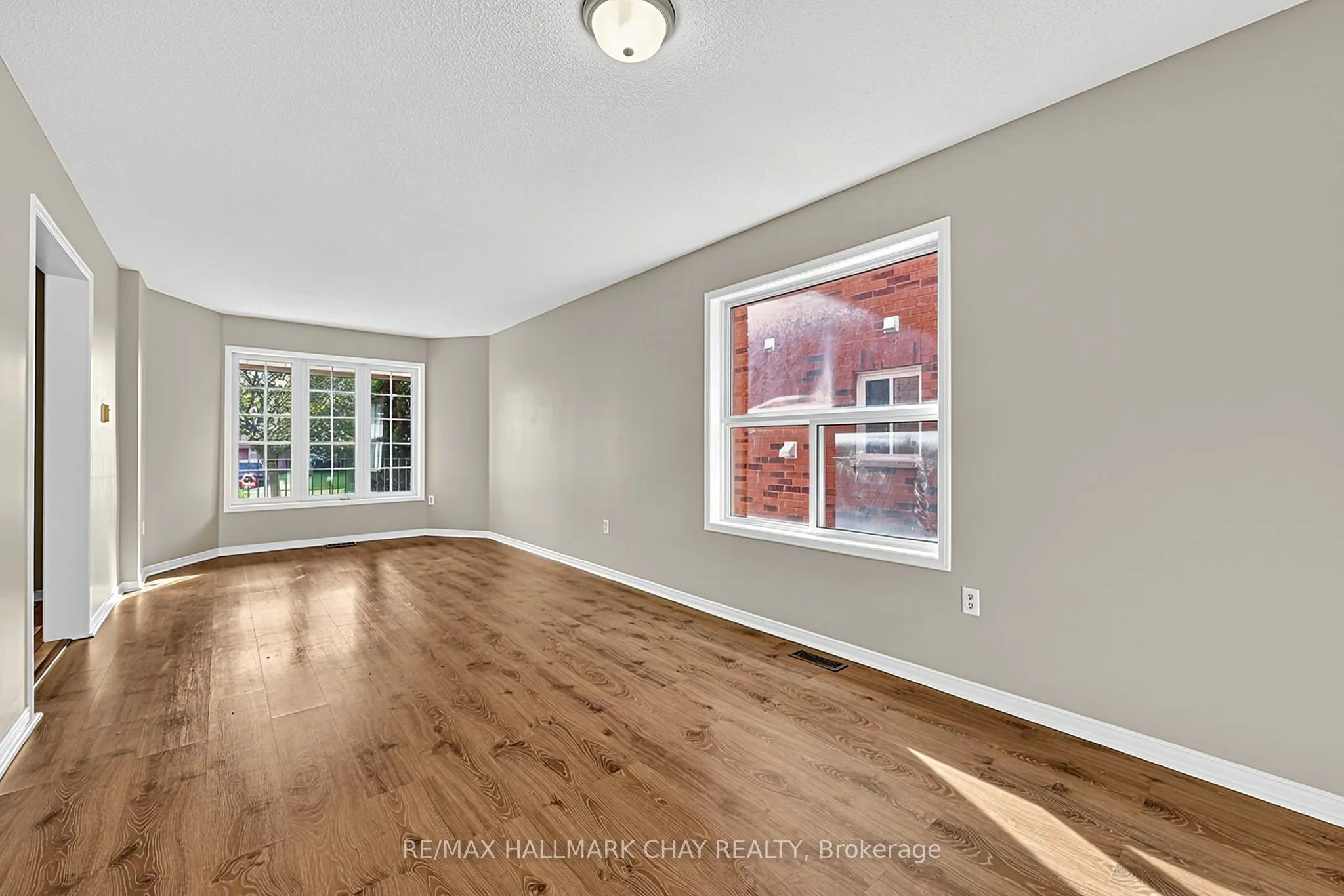 50 Loon Avenue