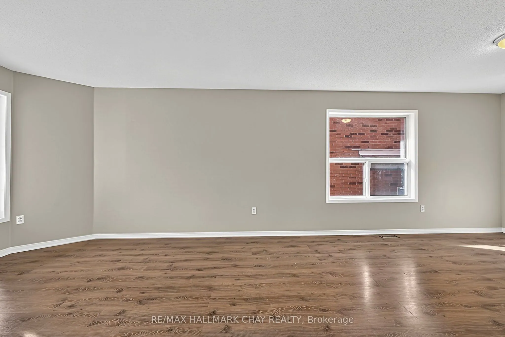 50 Loon Avenue