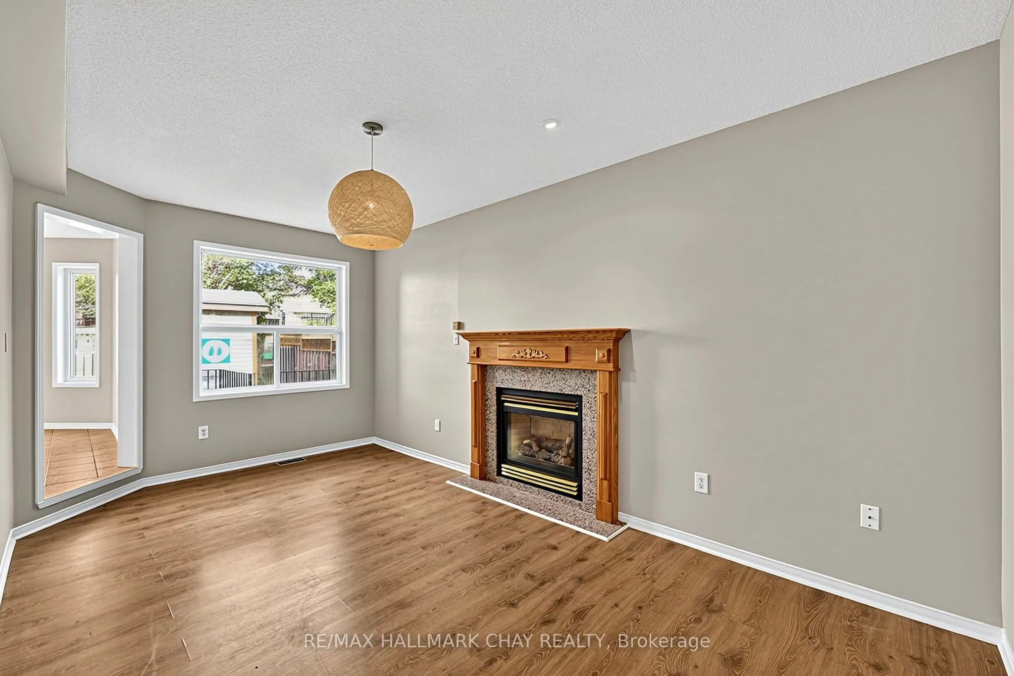 50 Loon Avenue
