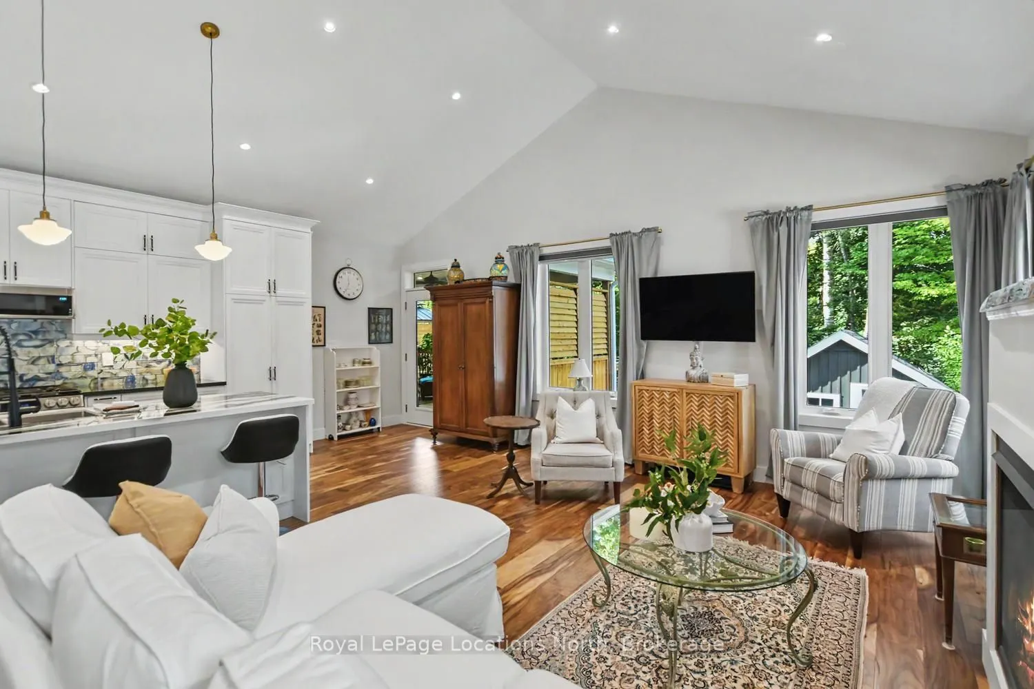 64 49th Street N