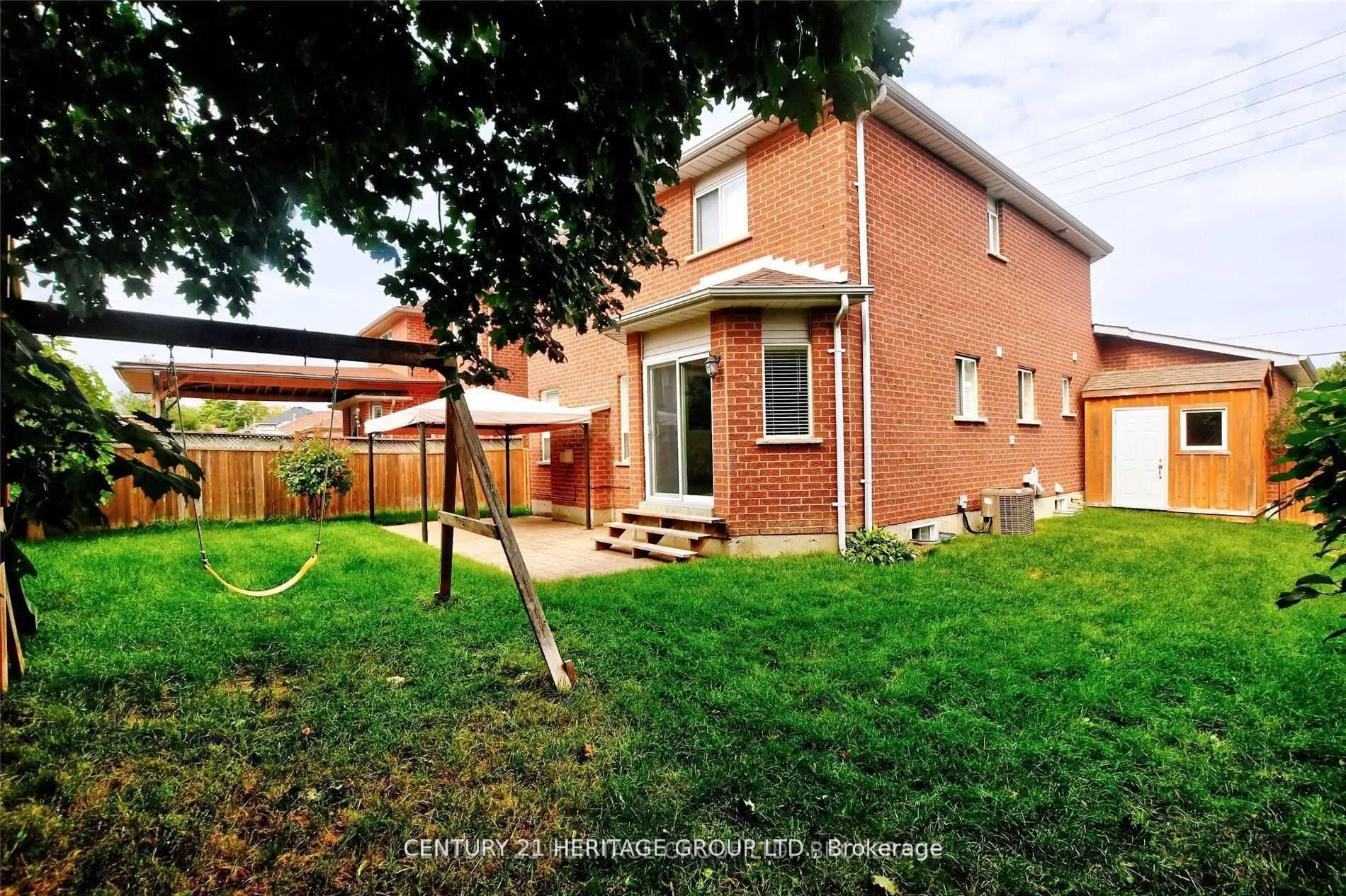 482 Ferndale Drive N