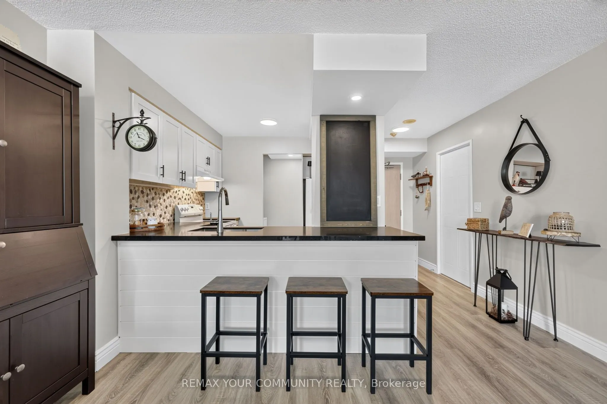 140 Dunlop Street E #1409