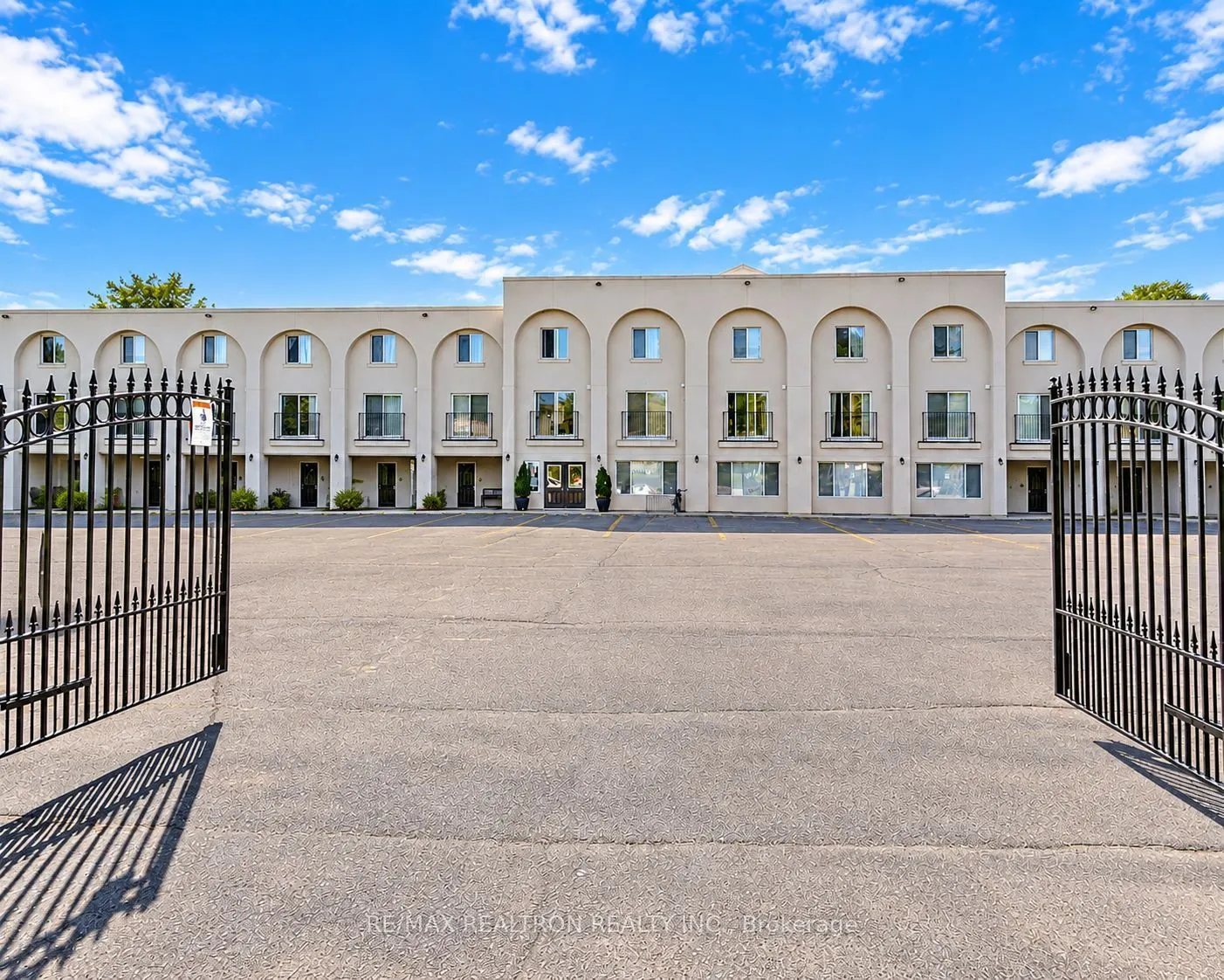 1064 Tiny Beaches Road S #2