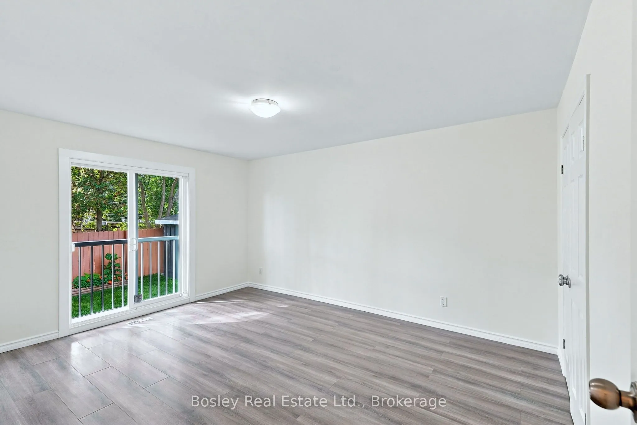 4 Griffin Road