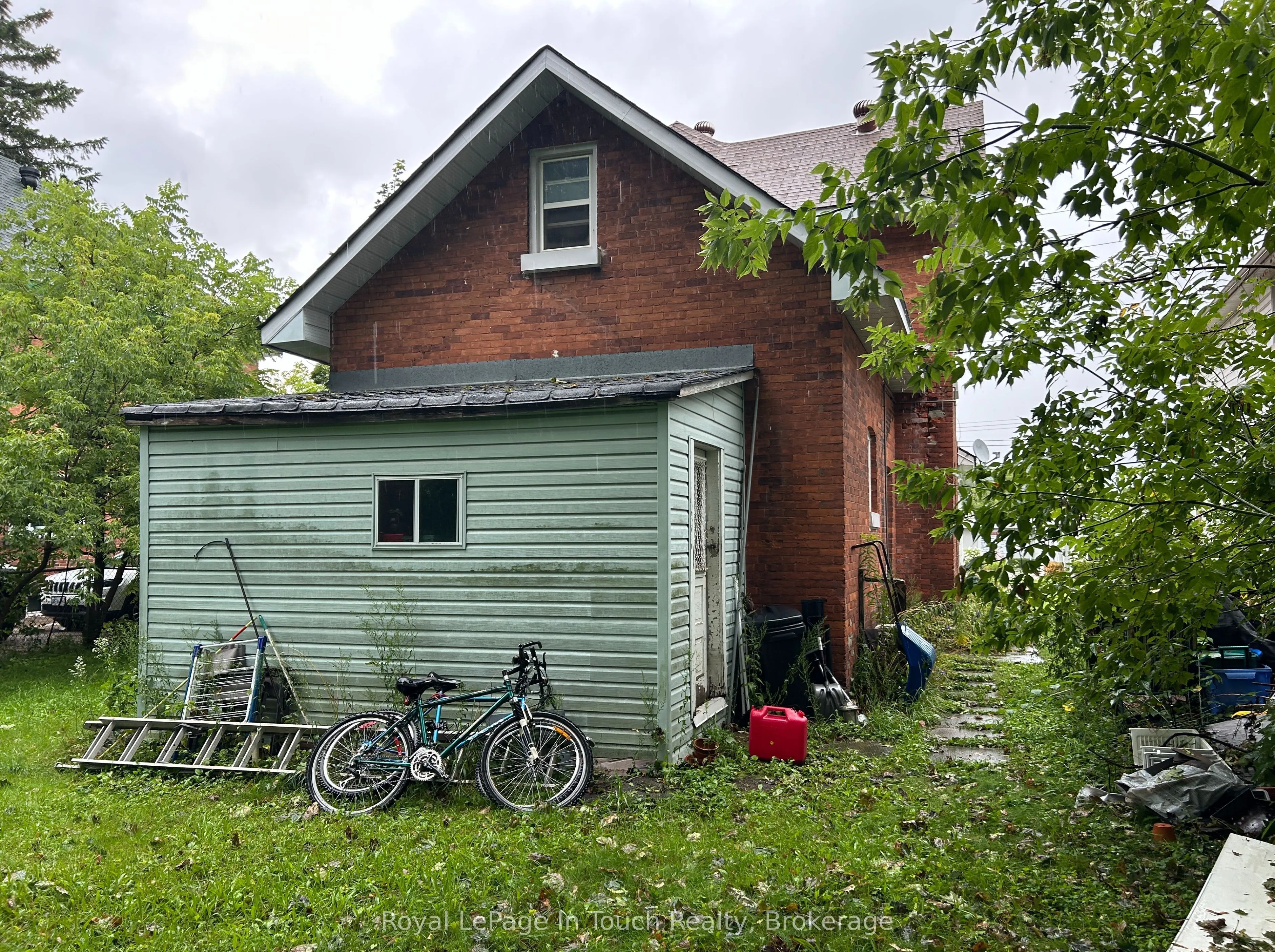 98 Fourth Street