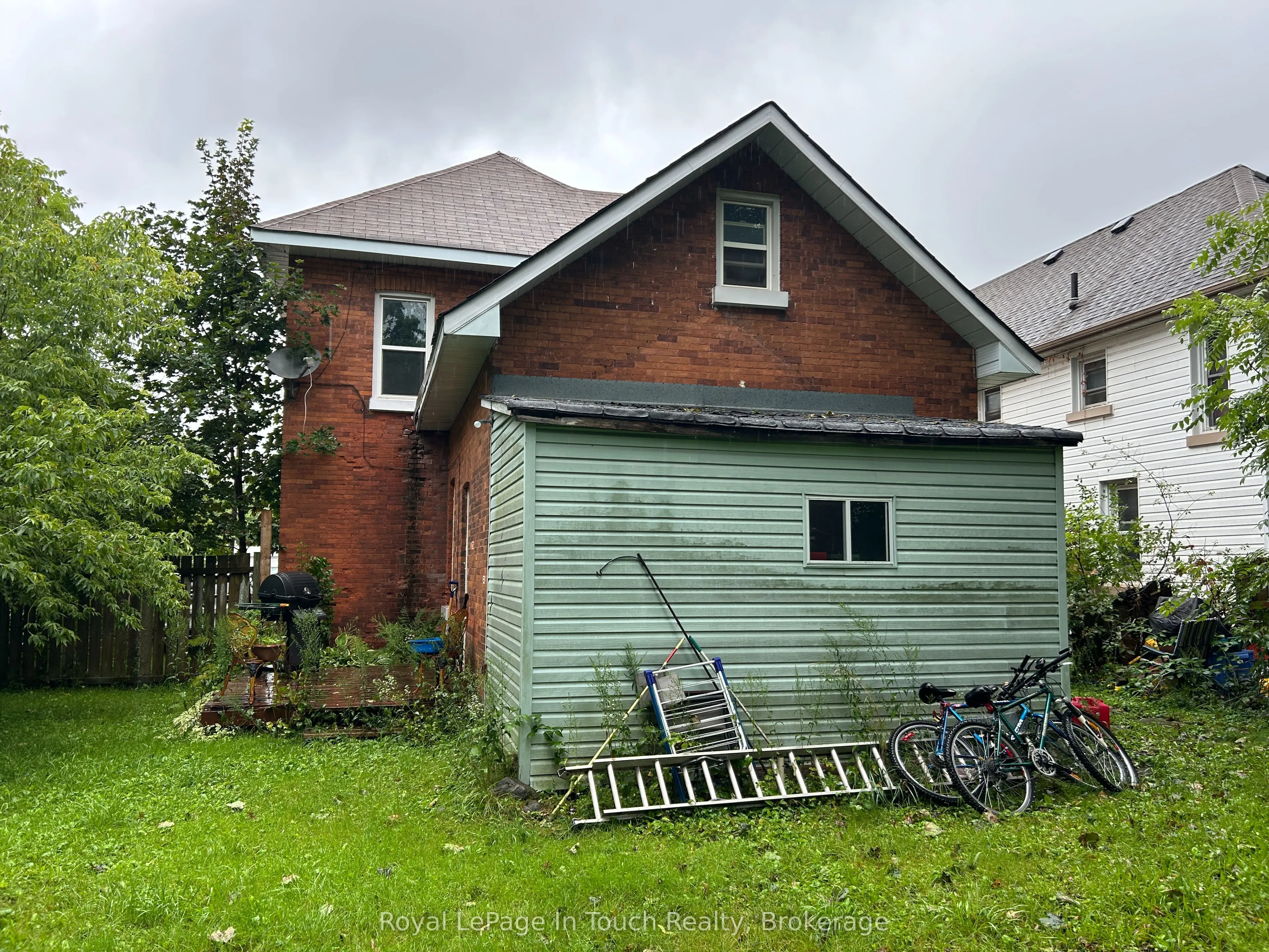 98 Fourth Street