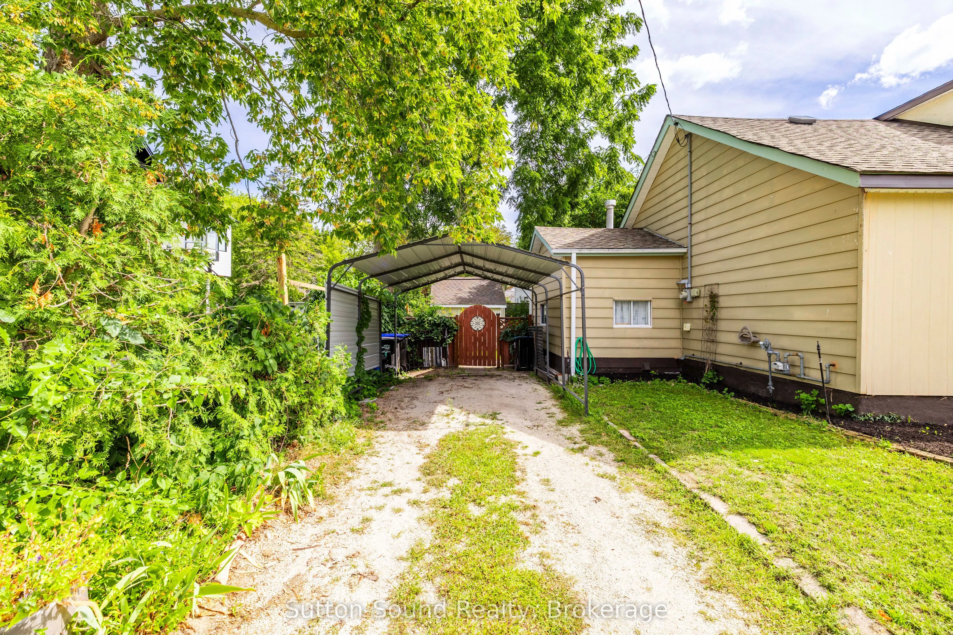 307 Fourth Street W