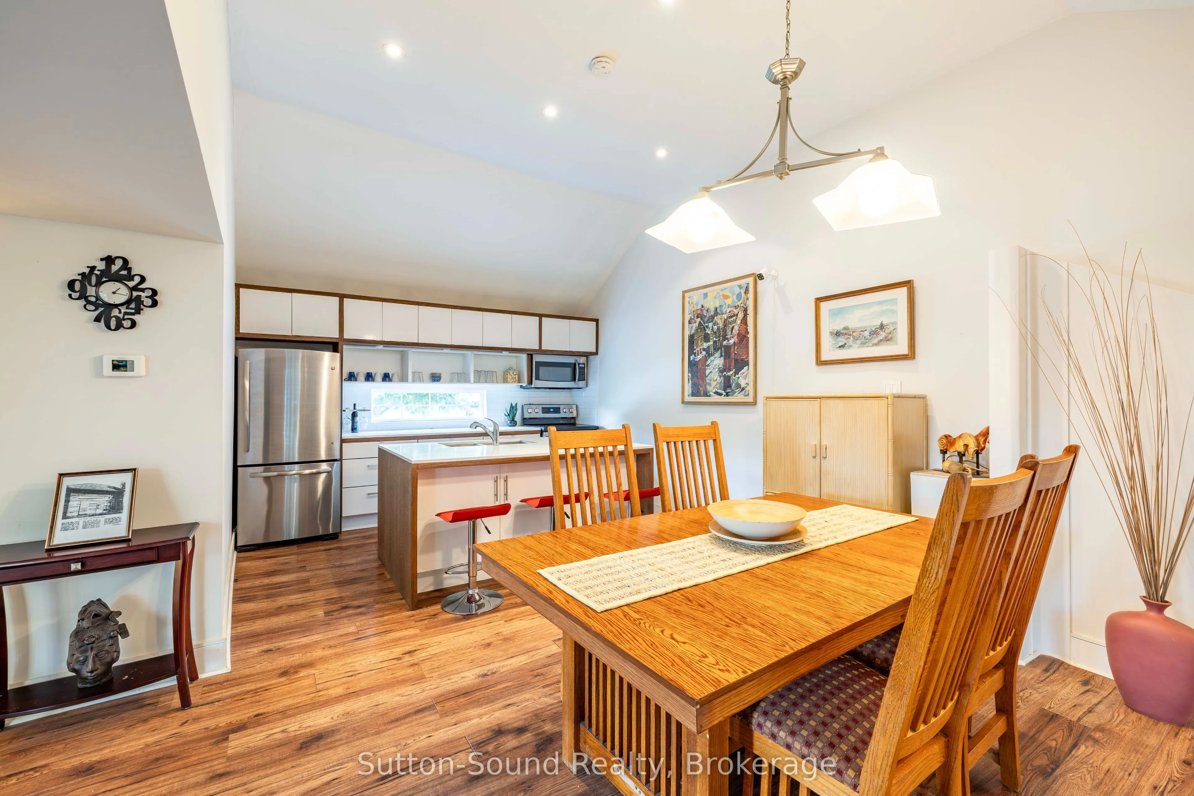 307 Fourth Street W
