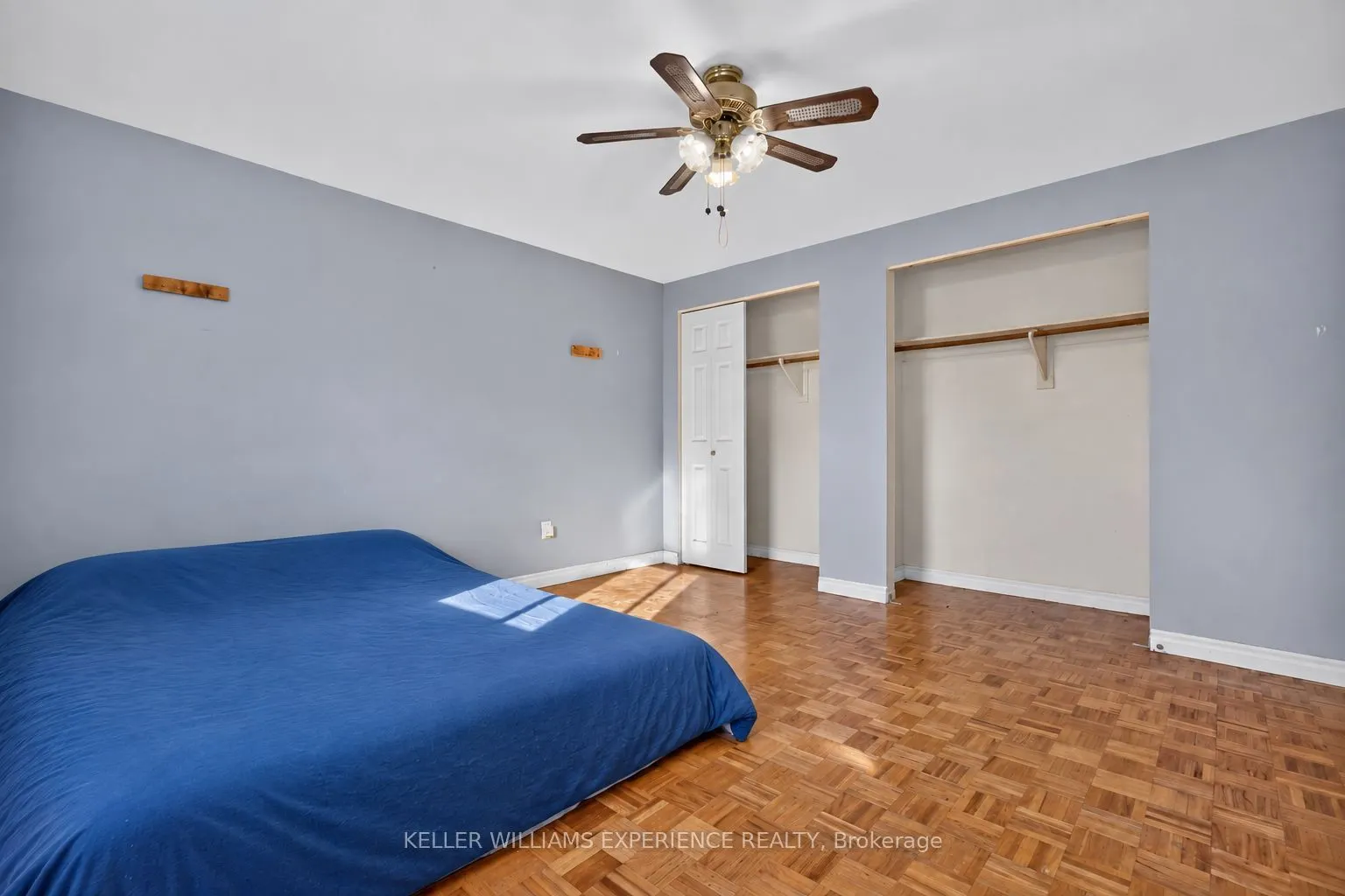 21 B College Crescent