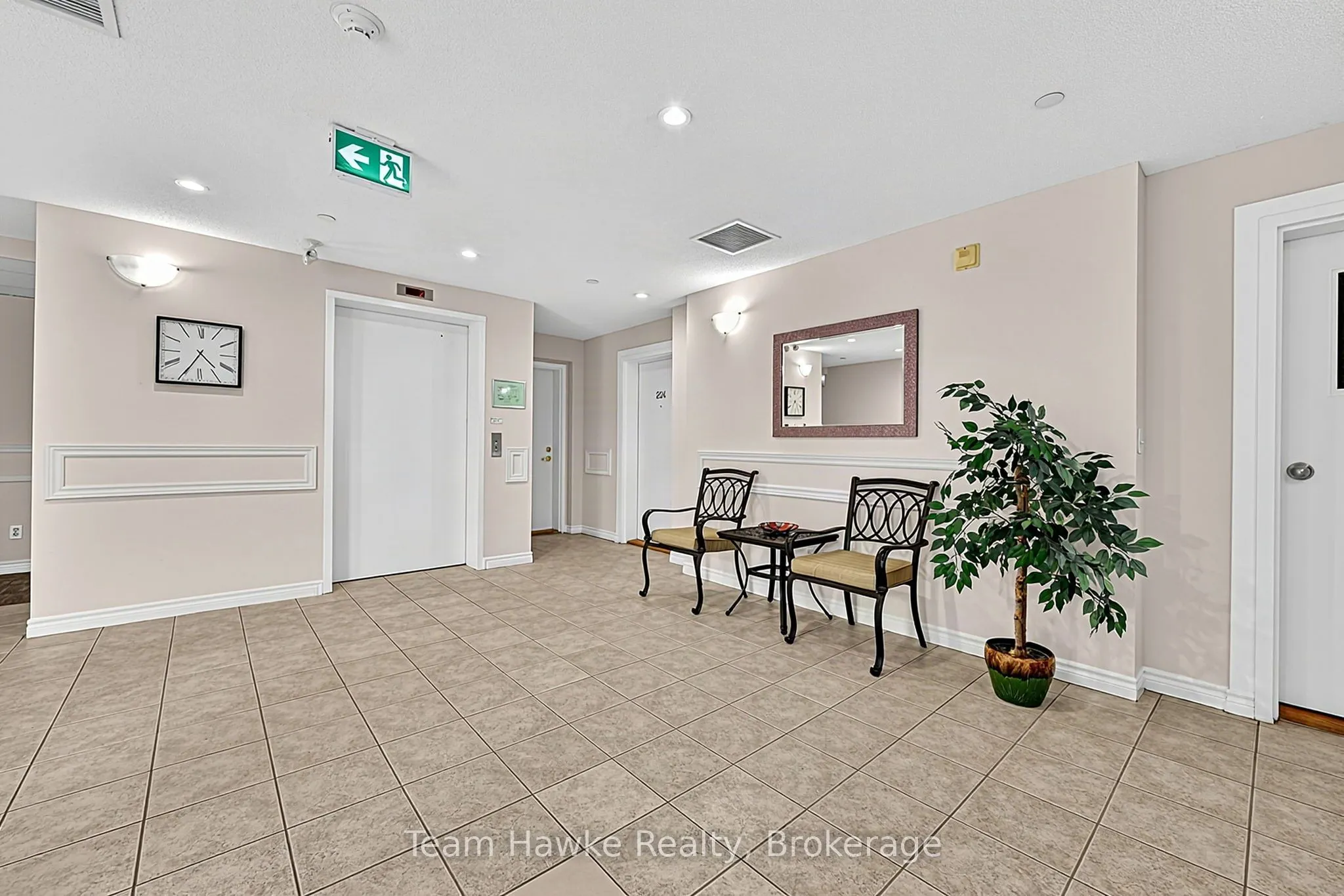 4 Beck Boulevard #306