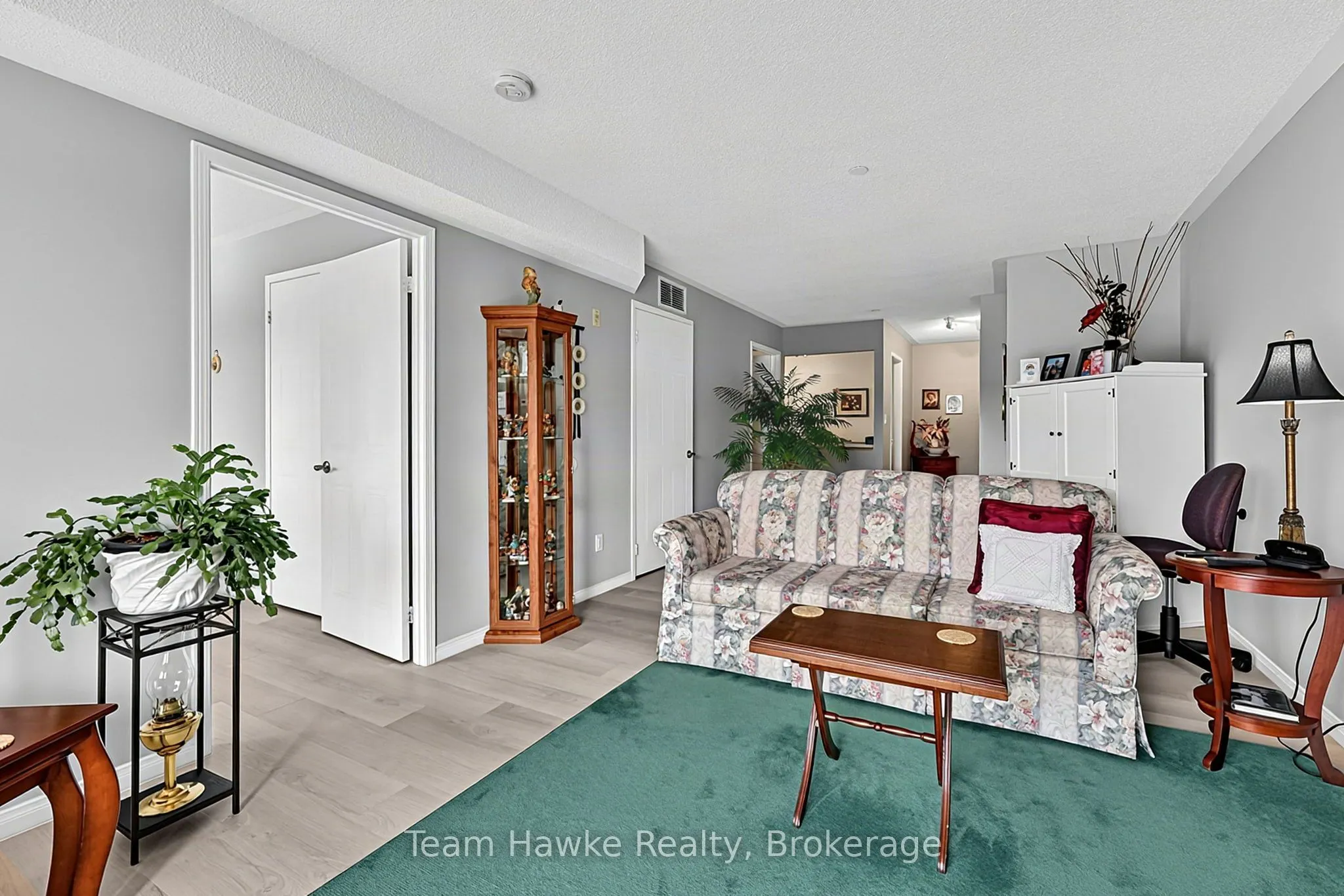 4 Beck Boulevard #306