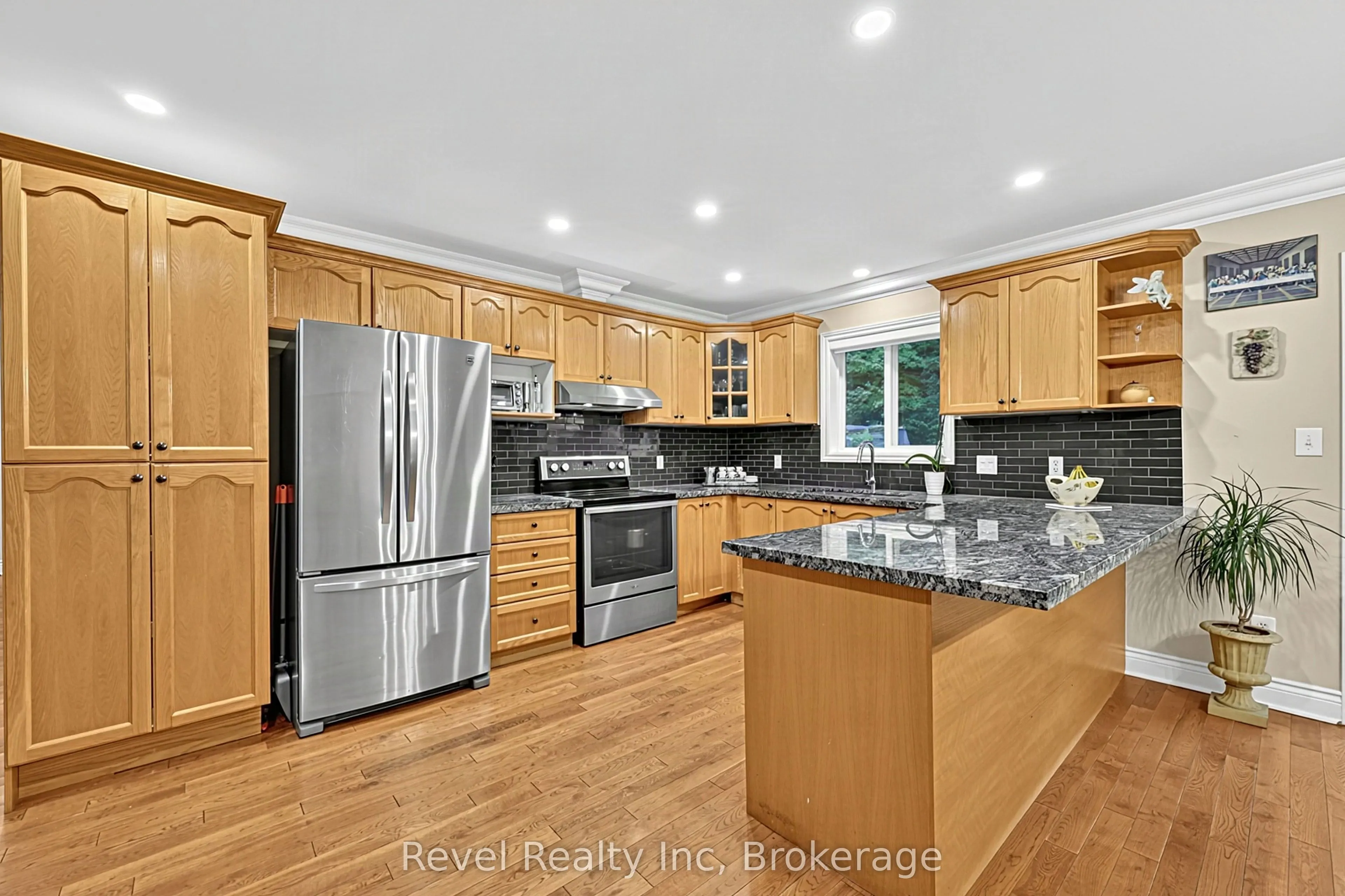 117 Desroches Trail