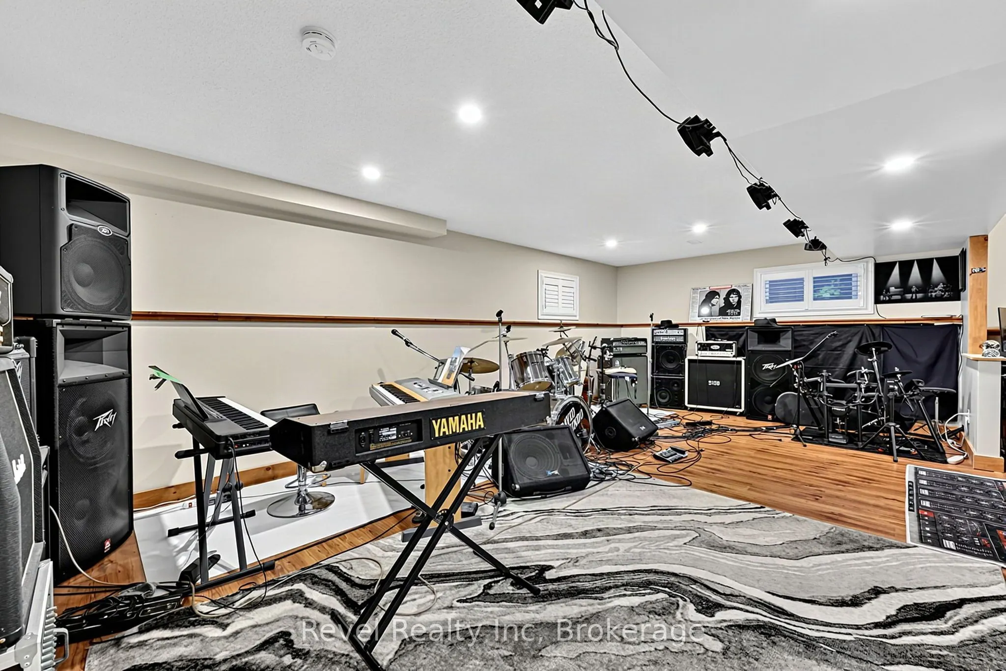 117 Desroches Trail