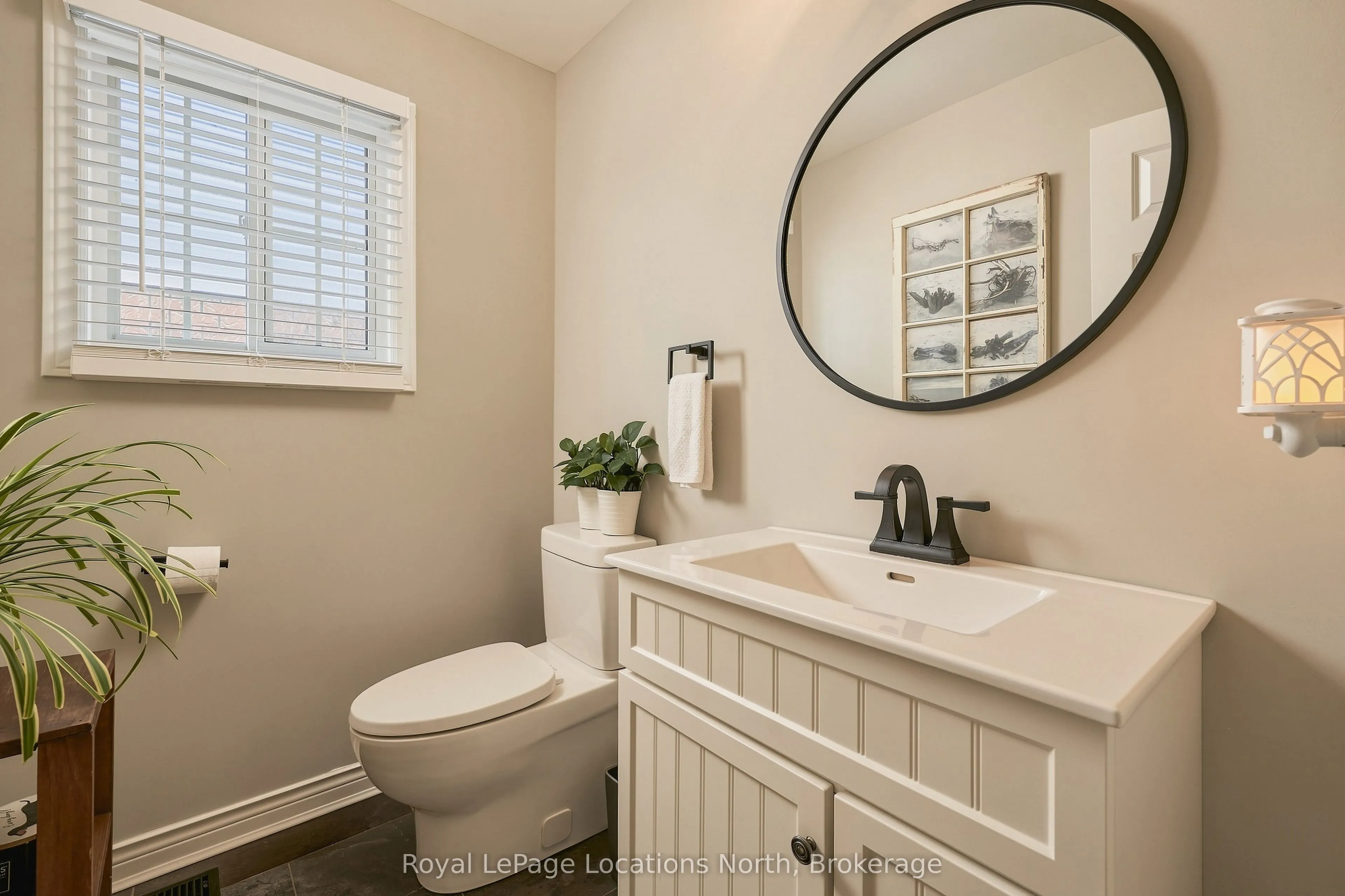 20 Highlands Crescent
