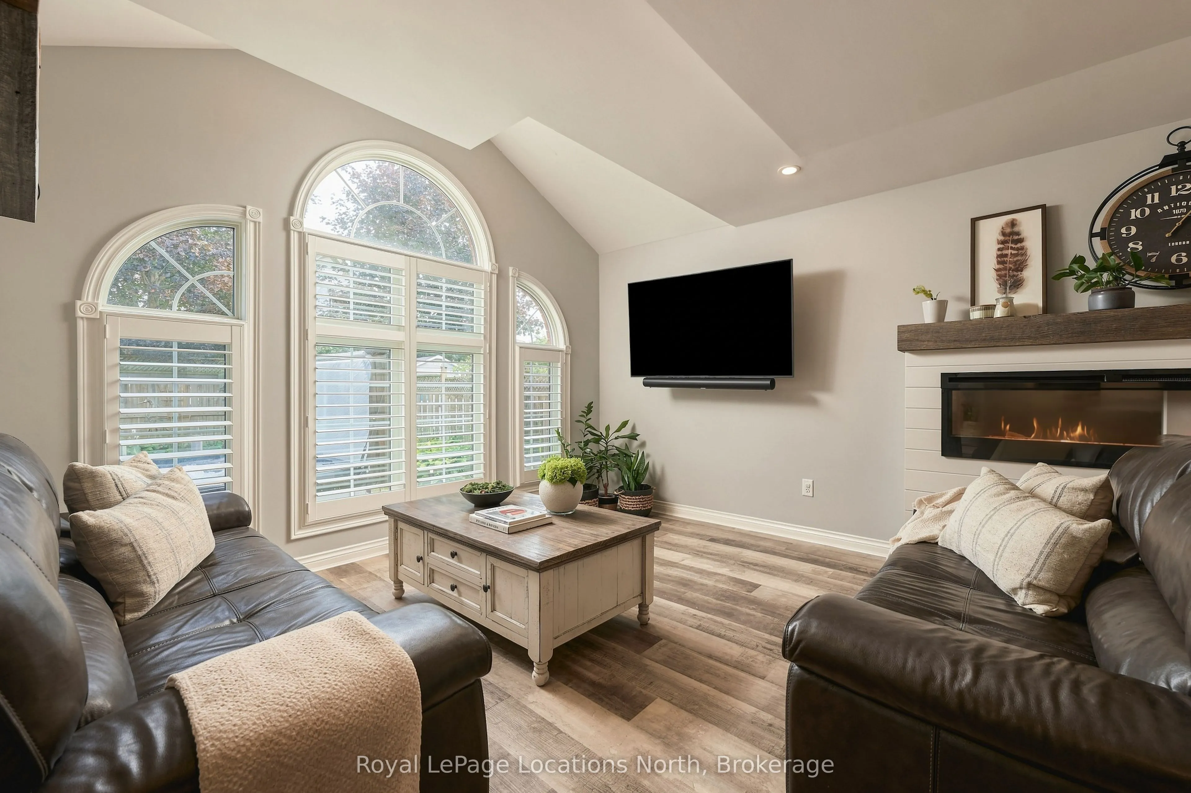20 Highlands Crescent