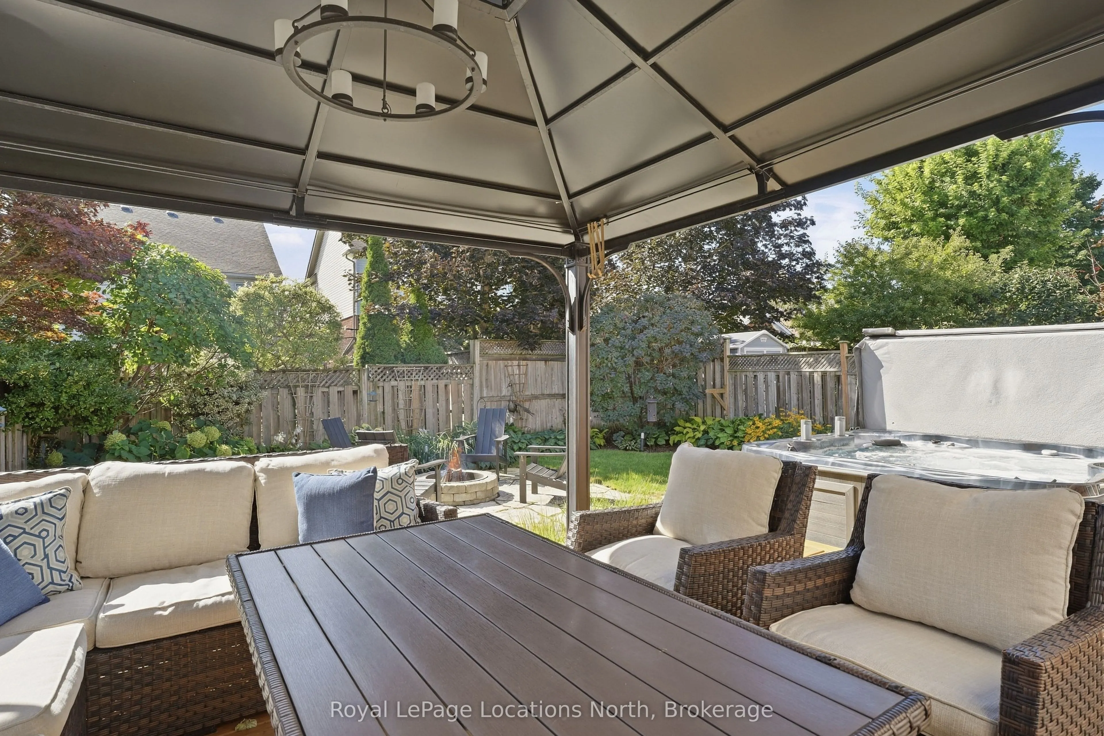 20 Highlands Crescent