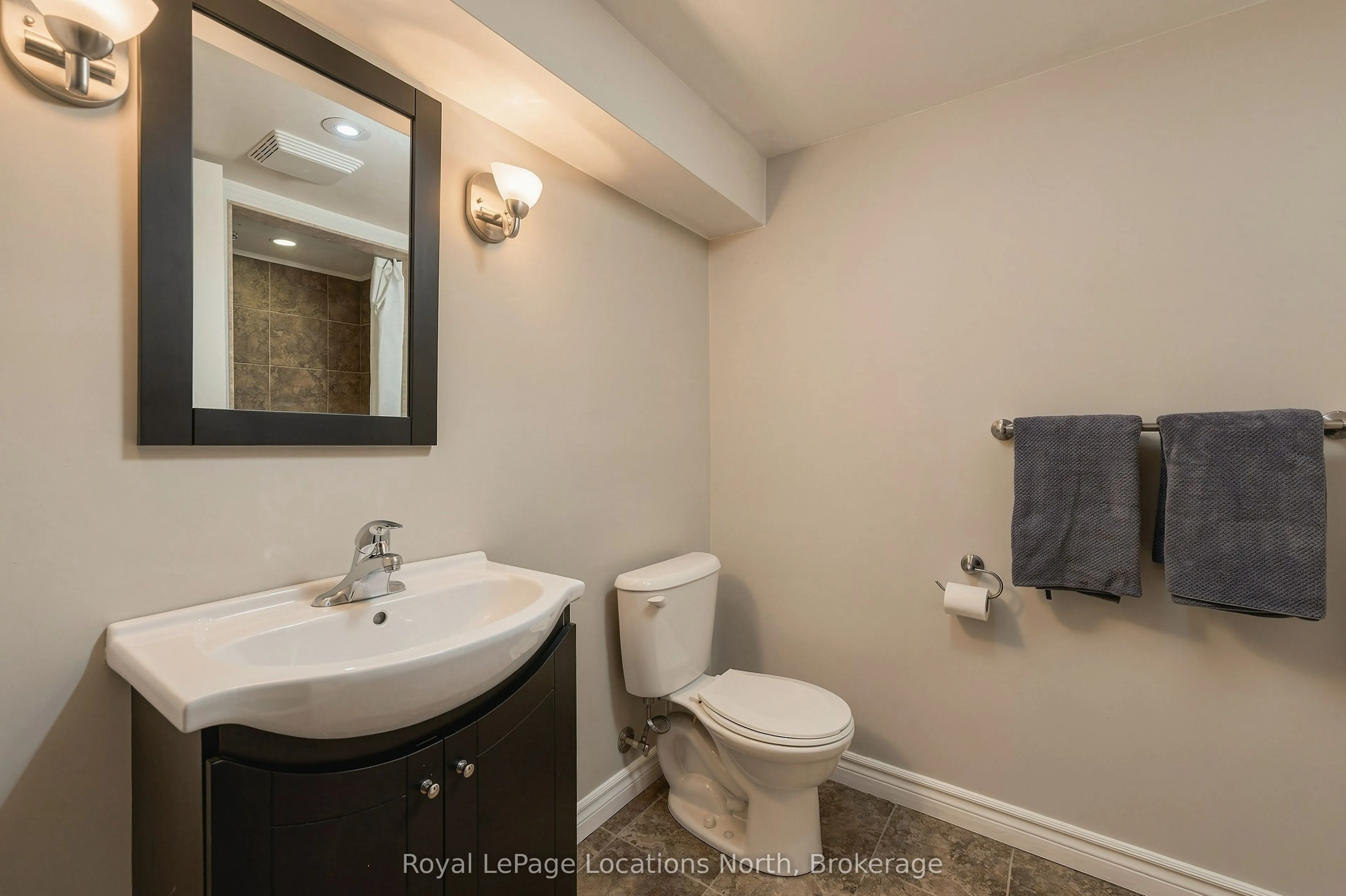 20 Highlands Crescent