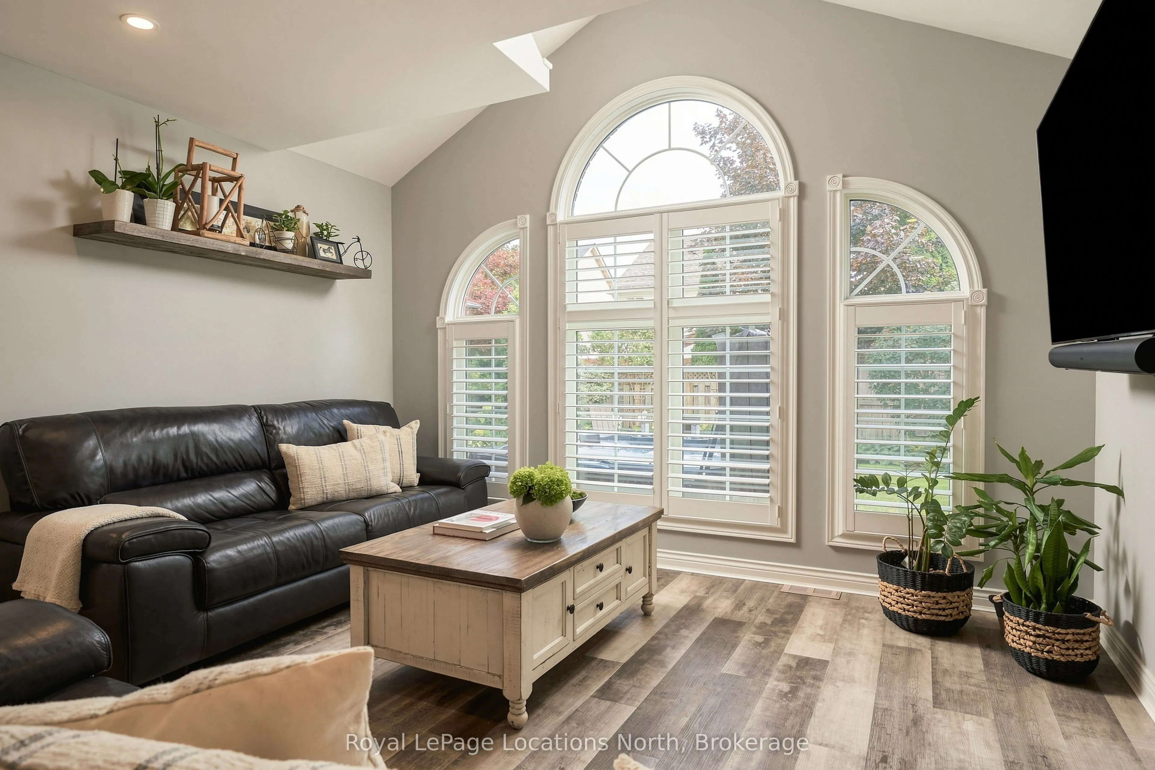 20 Highlands Crescent