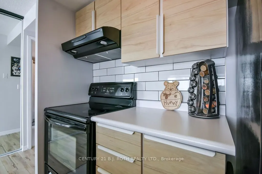 75 ELLEN Street #1102