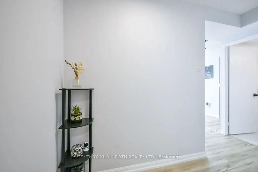75 ELLEN Street #1102