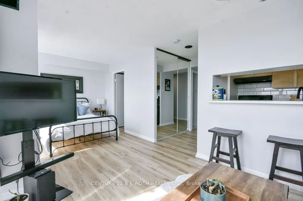 75 ELLEN Street #1102