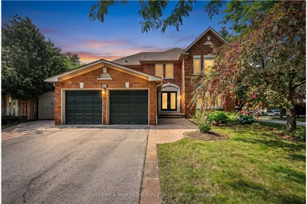 37 Falling Brook Drive