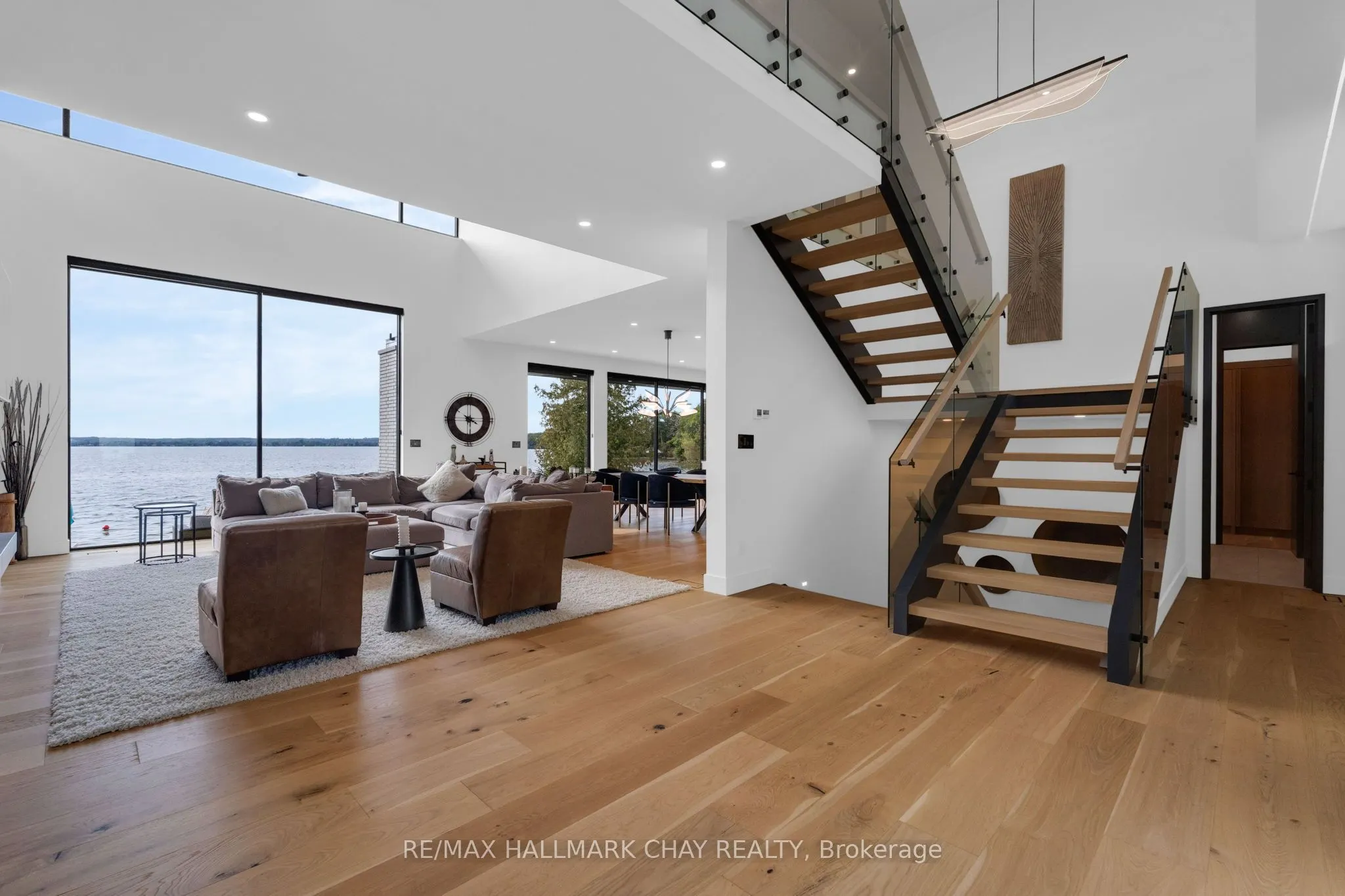6376 Rama Road W
