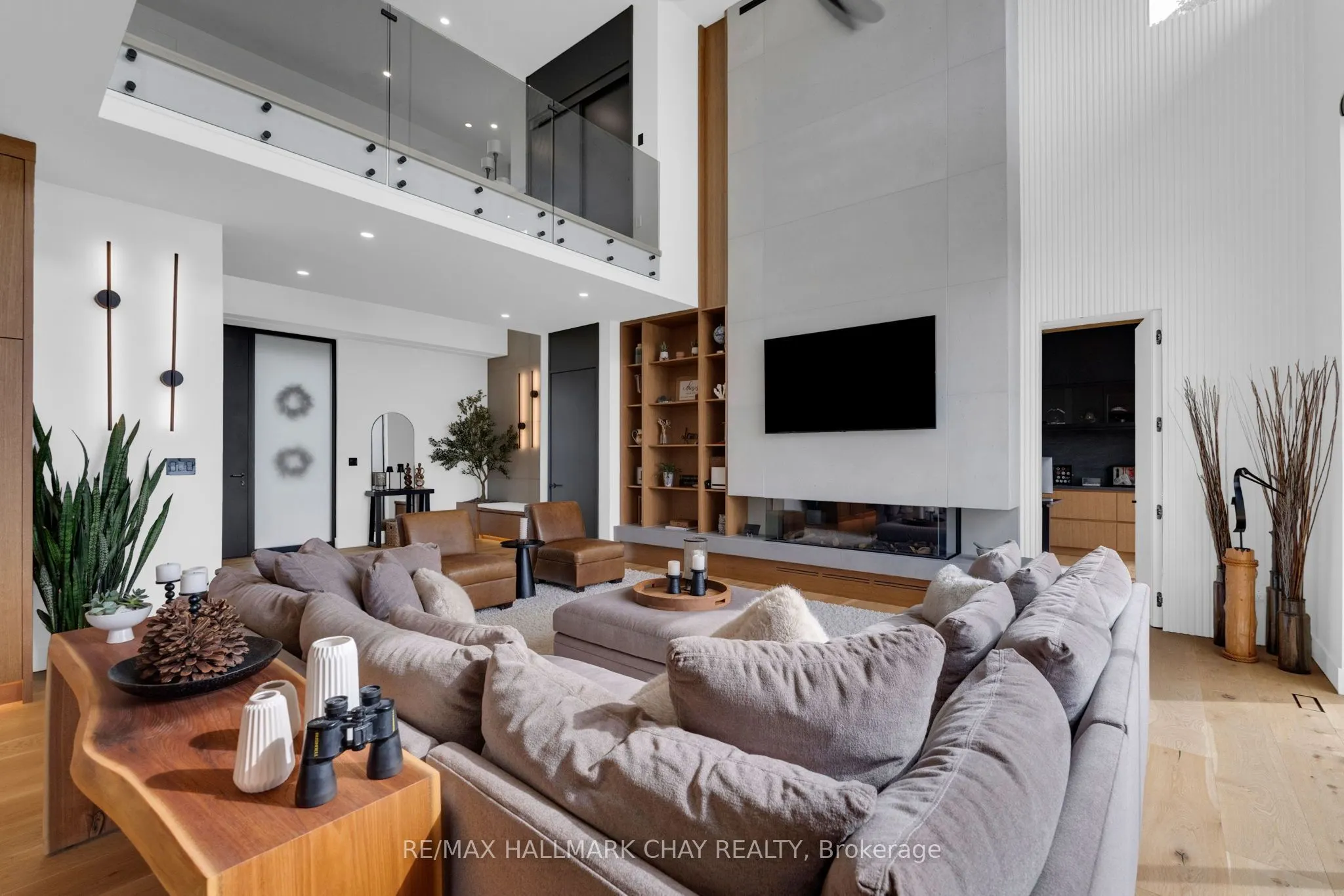 6376 Rama Road W