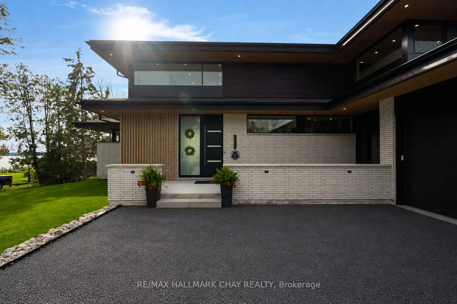 6376 Rama Road W